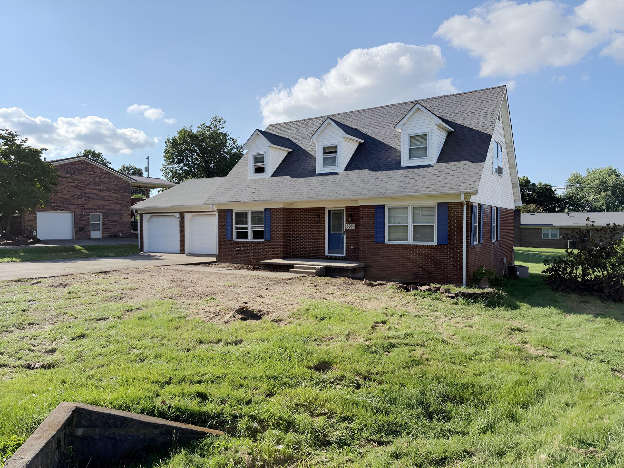 605 Longview Road Property Photo 3