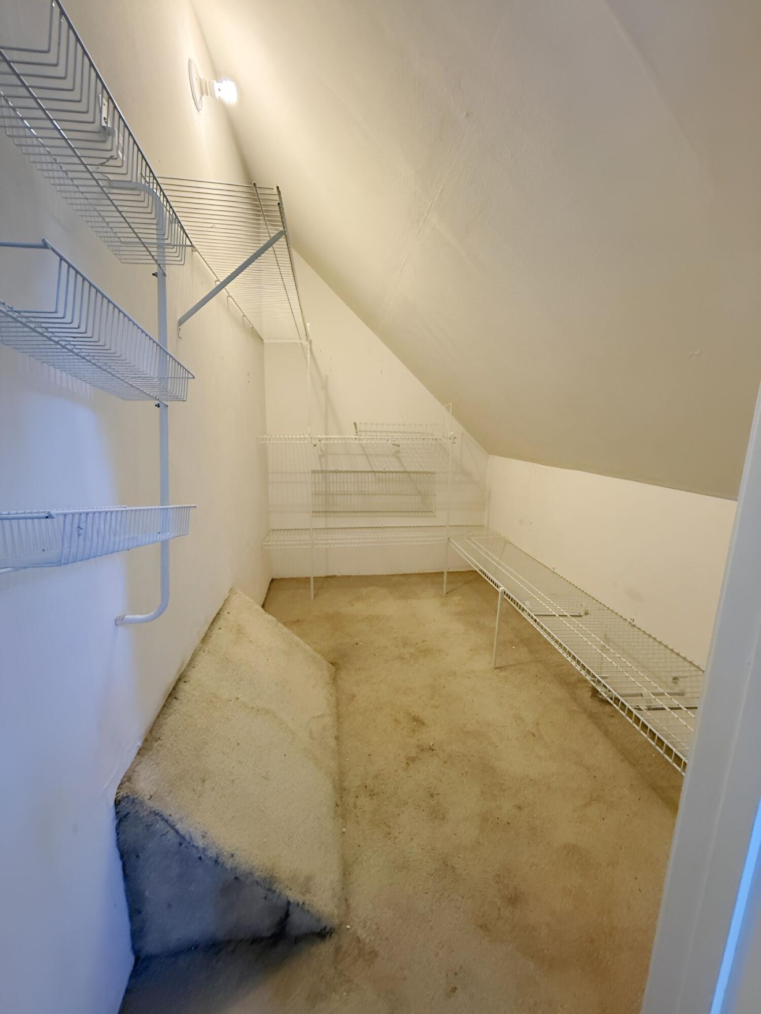 605 Longview Road Property Photo 22