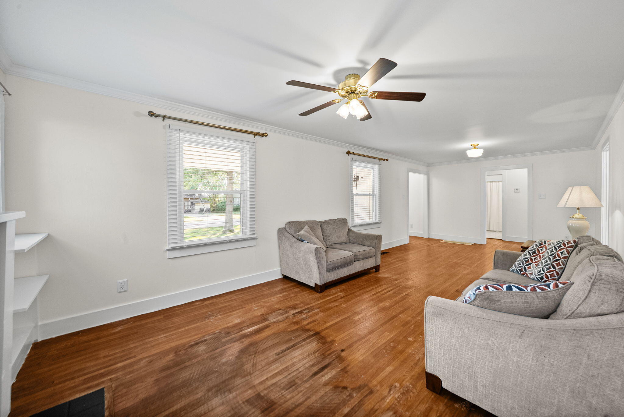 1710 Parkview Drive Property Photo 9