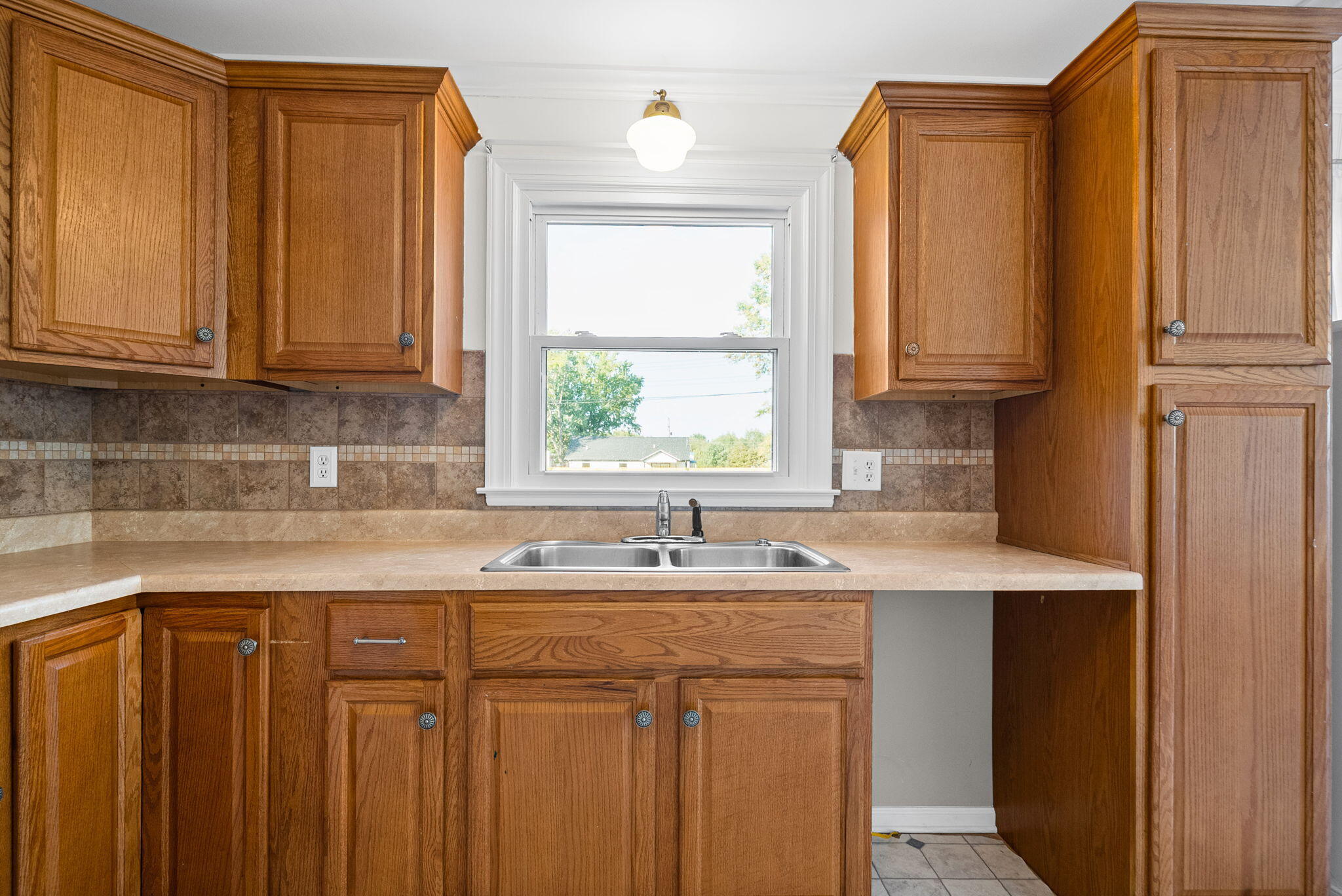 1710 Parkview Drive Property Photo 13