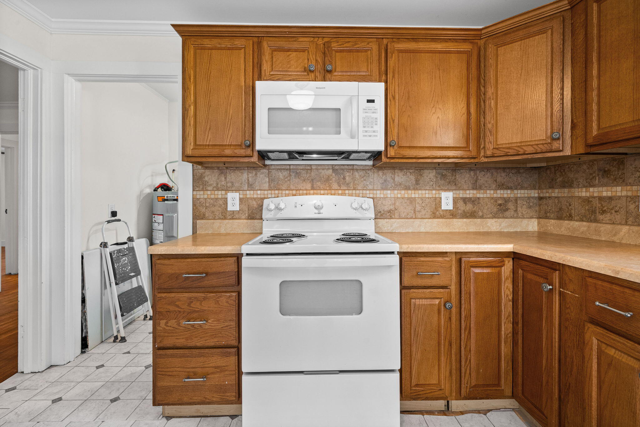 1710 Parkview Drive Property Photo 14