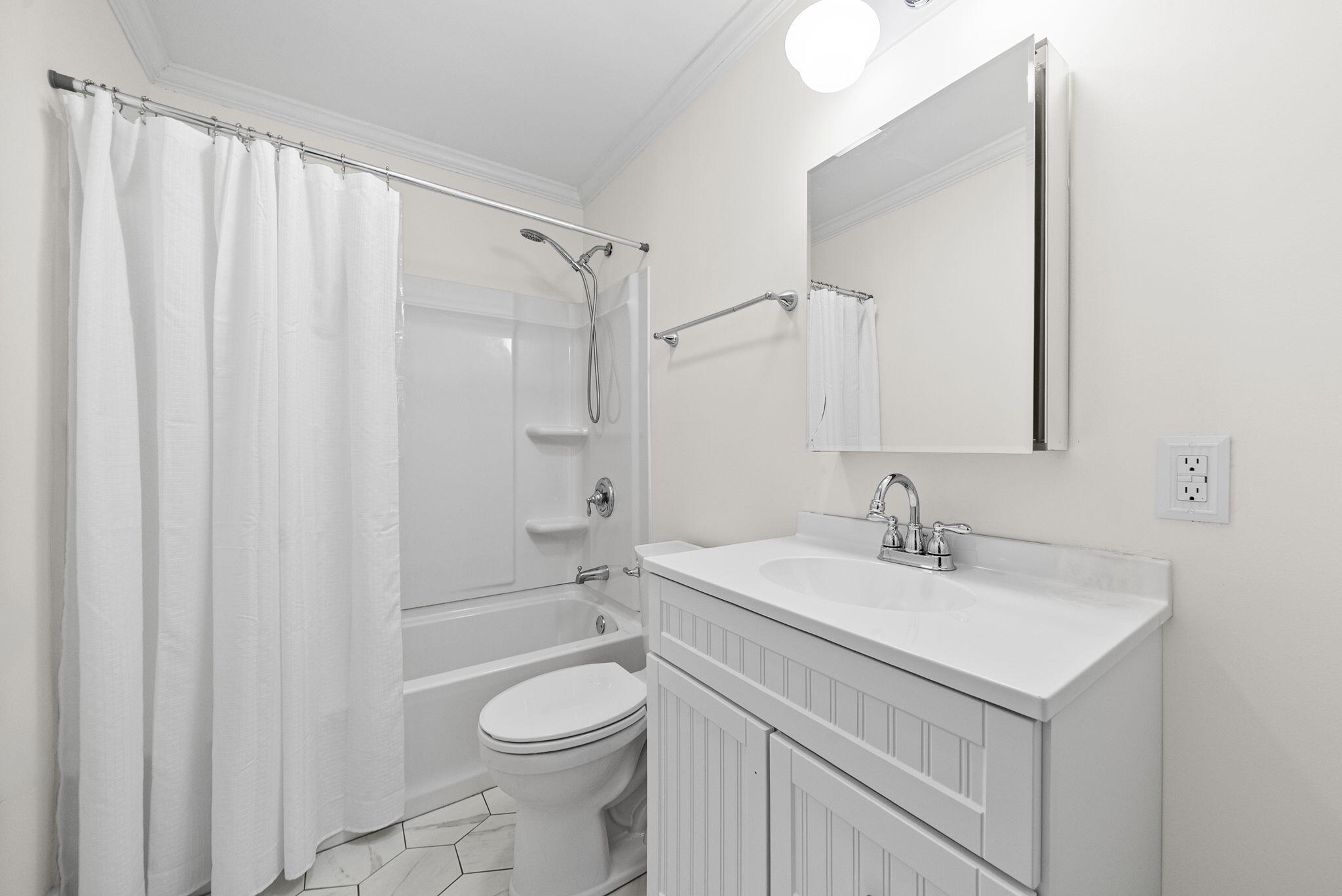 1710 Parkview Drive Property Photo 19