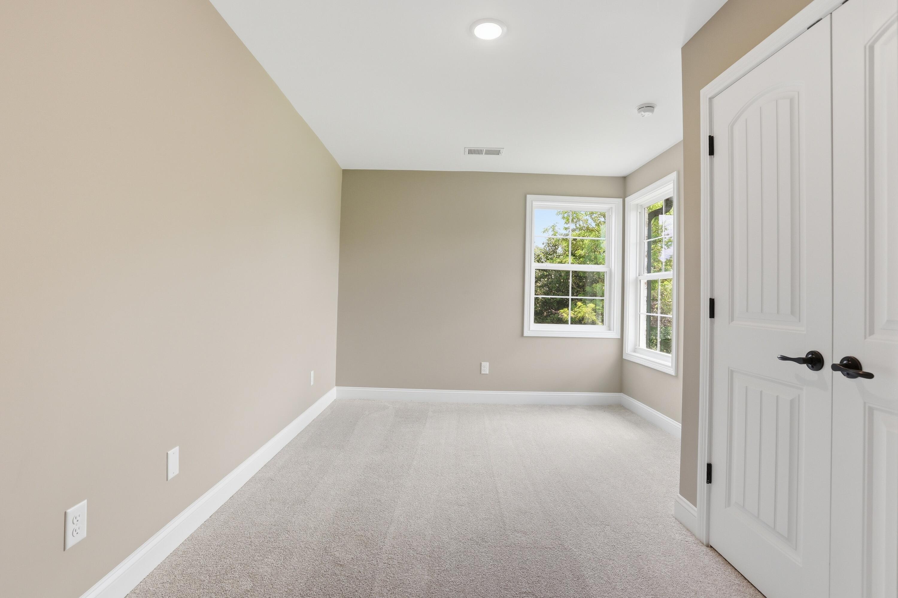 232 Sugartree Lane Property Photo 28