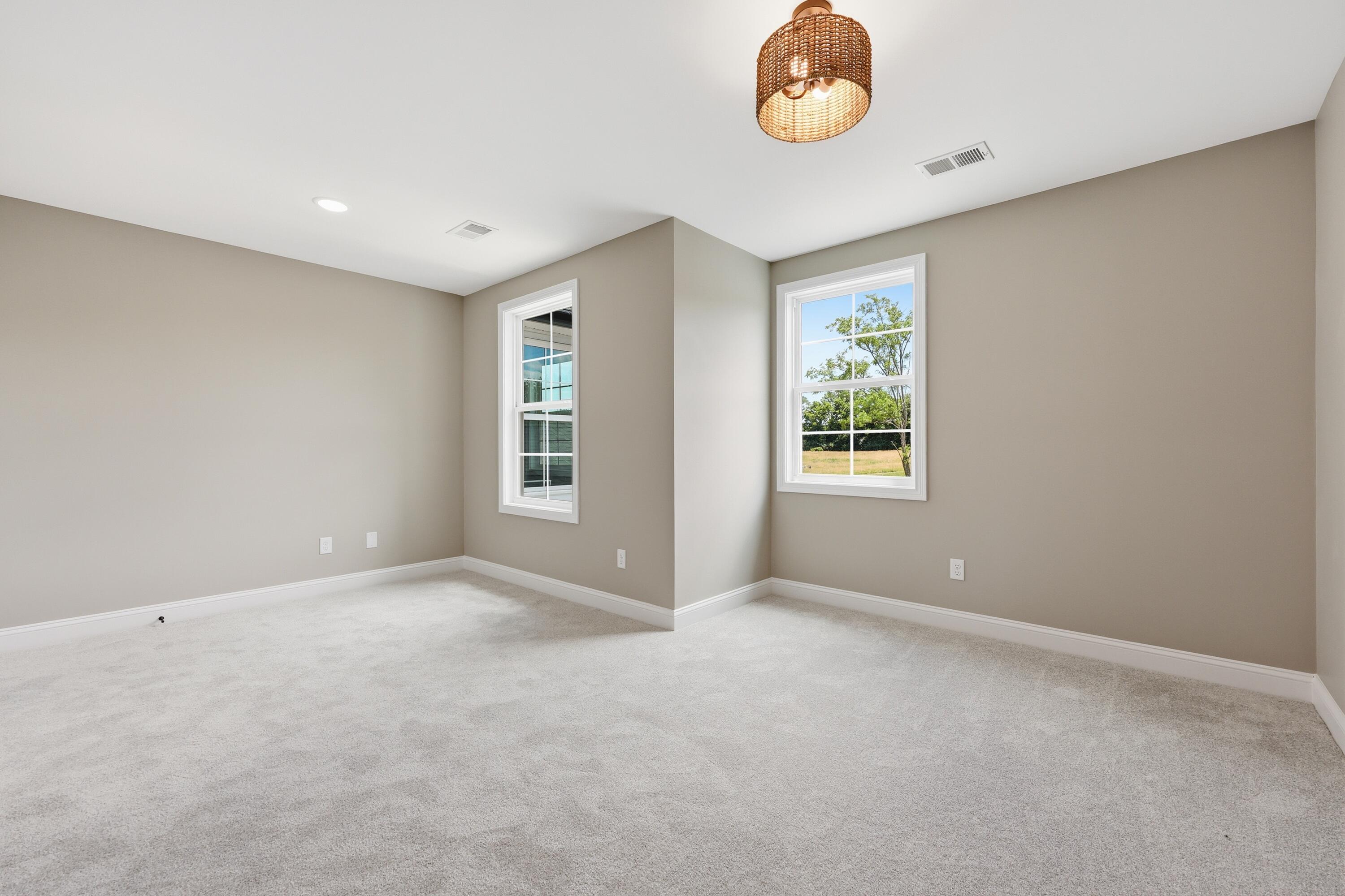 232 Sugartree Lane Property Photo 34