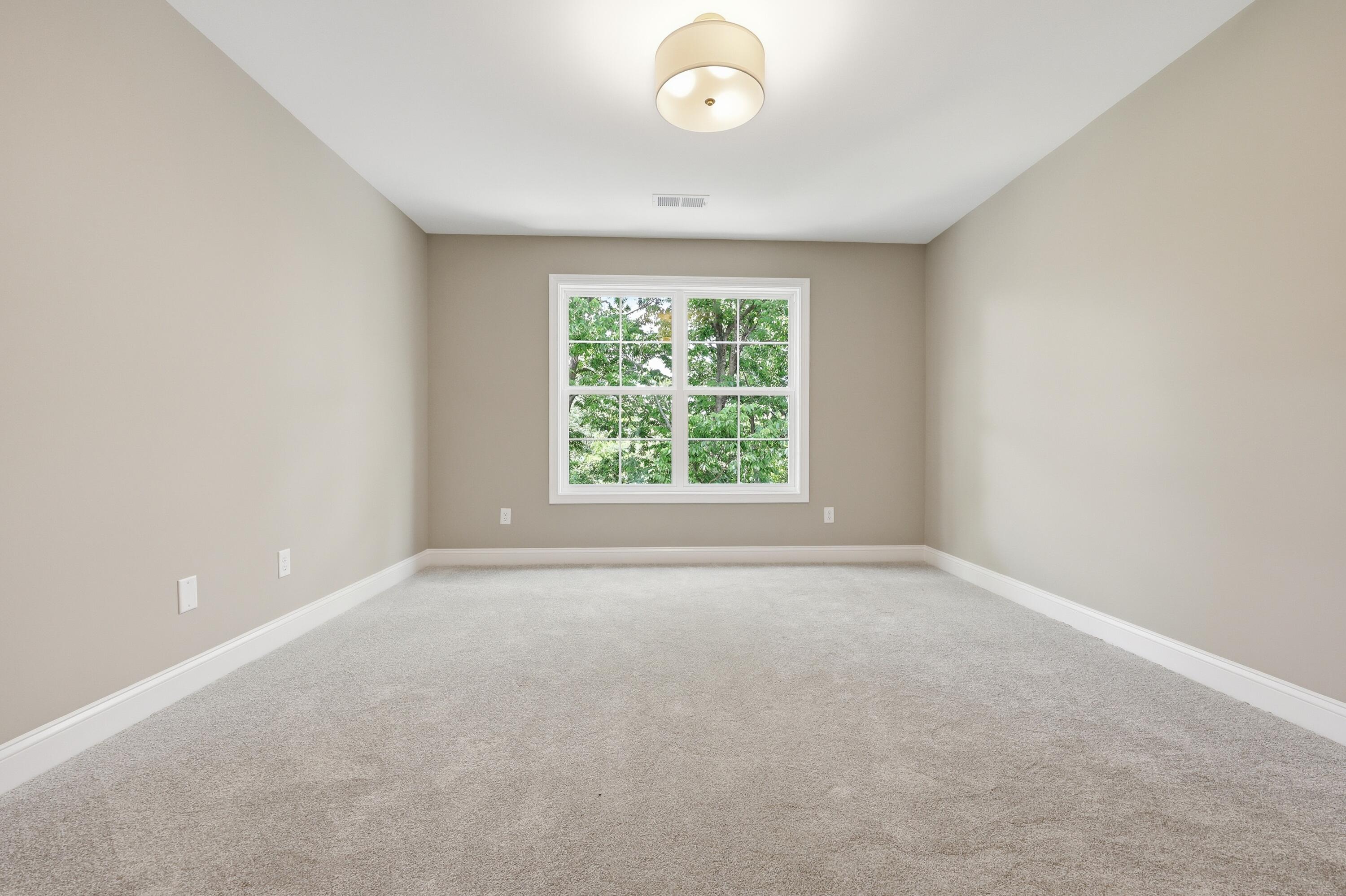 232 Sugartree Lane Property Photo 37