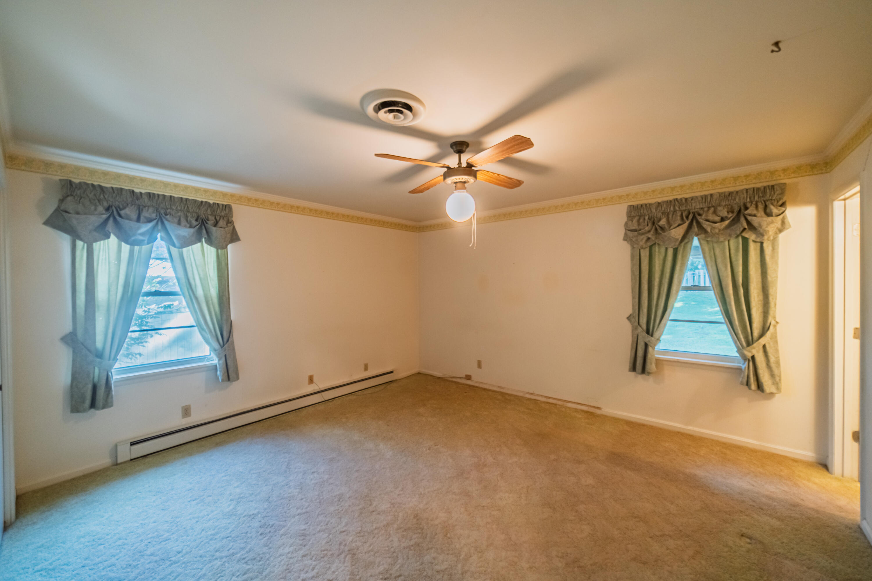 362 Oakcrest Drive Property Photo 12