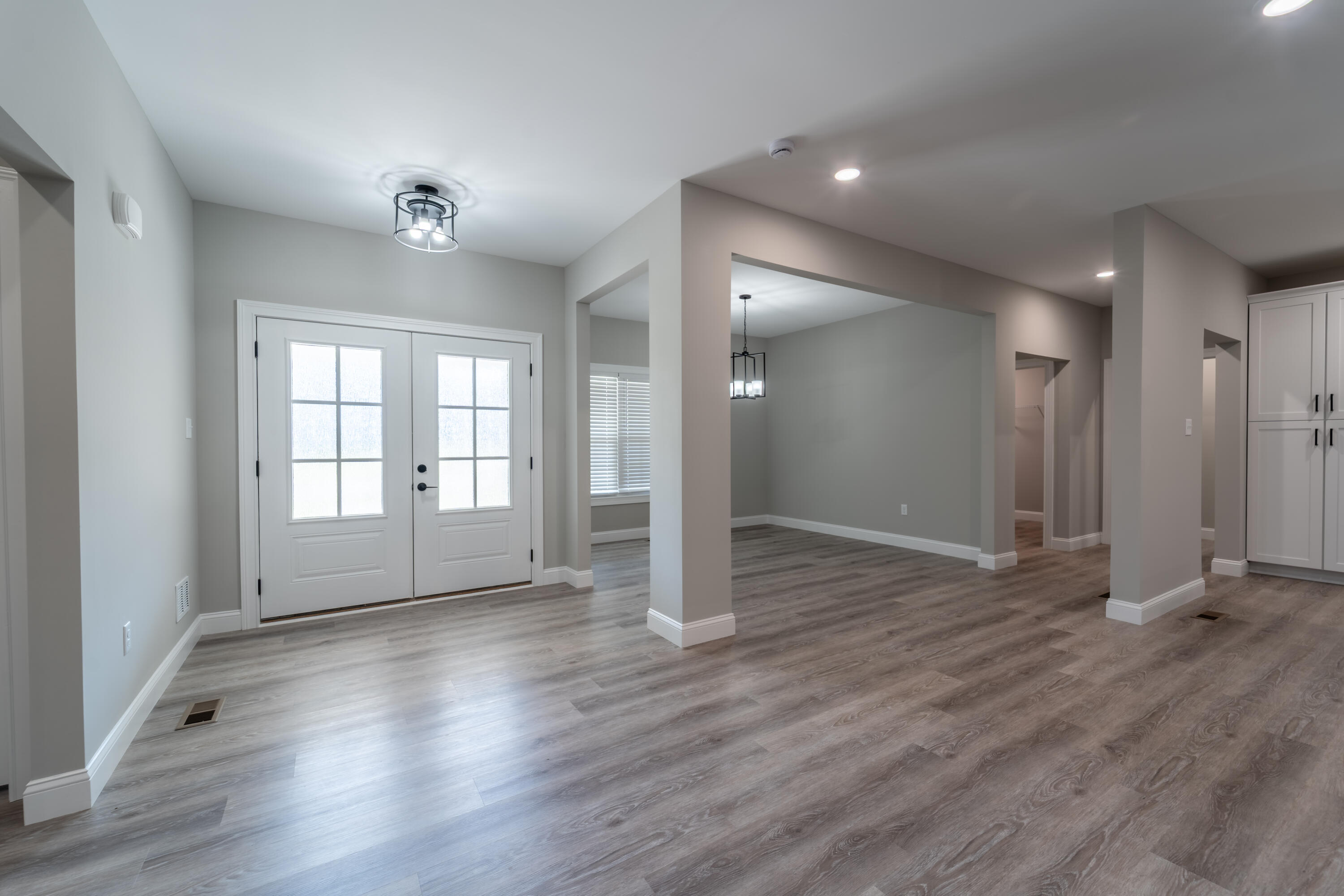 165 Central Park Avenue Property Photo 3