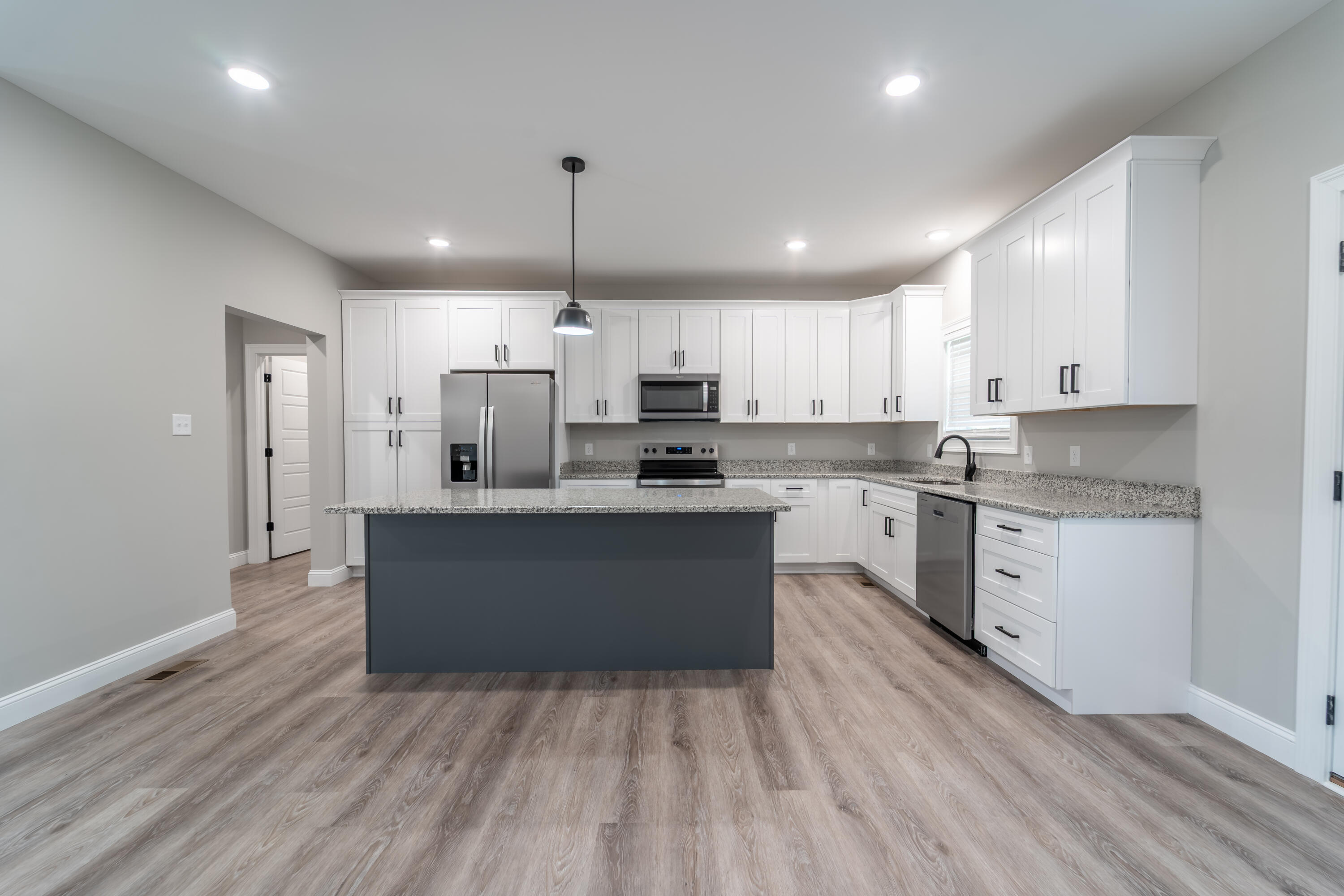 165 Central Park Avenue Property Photo 6