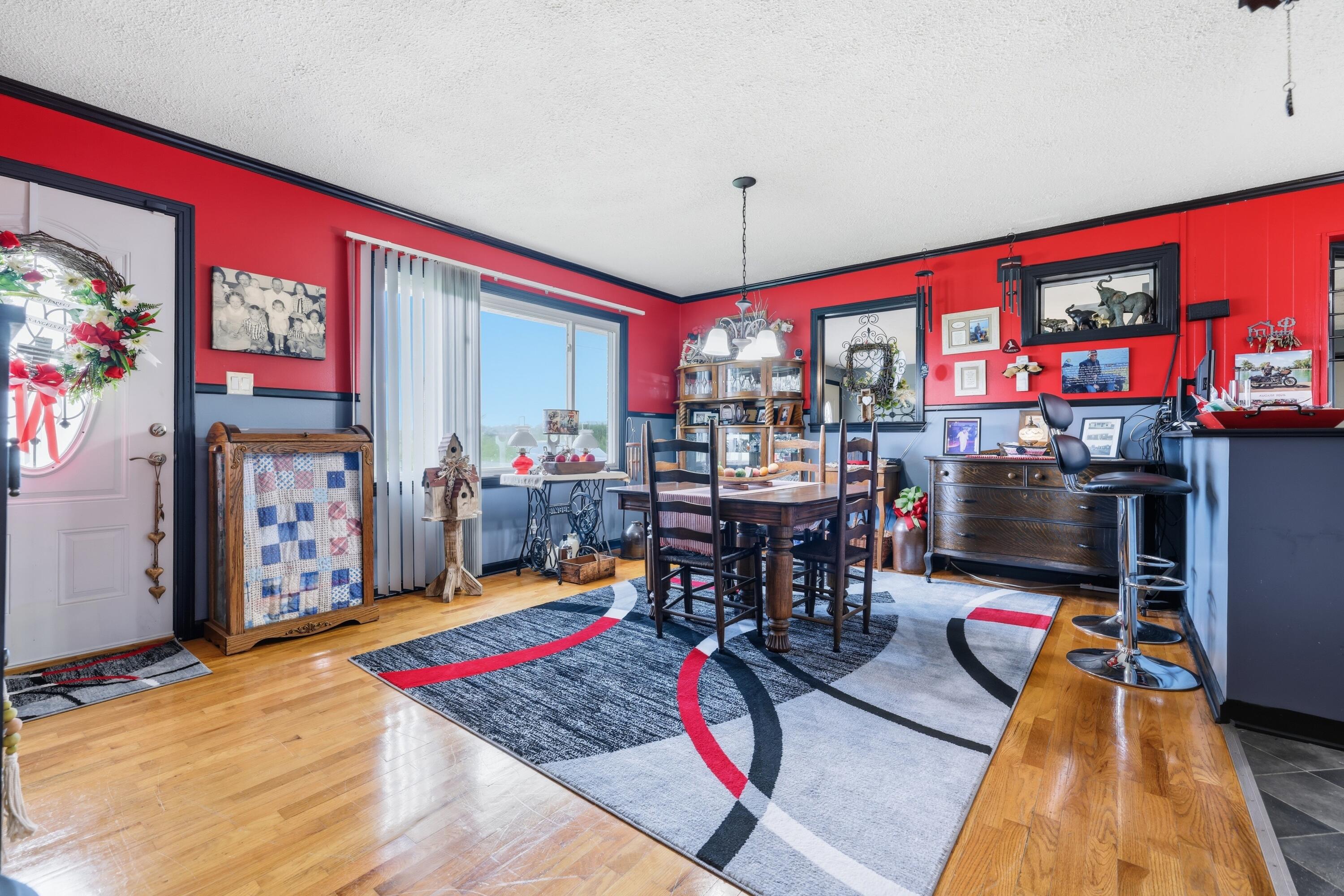 1352 Grant Road Property Photo 15