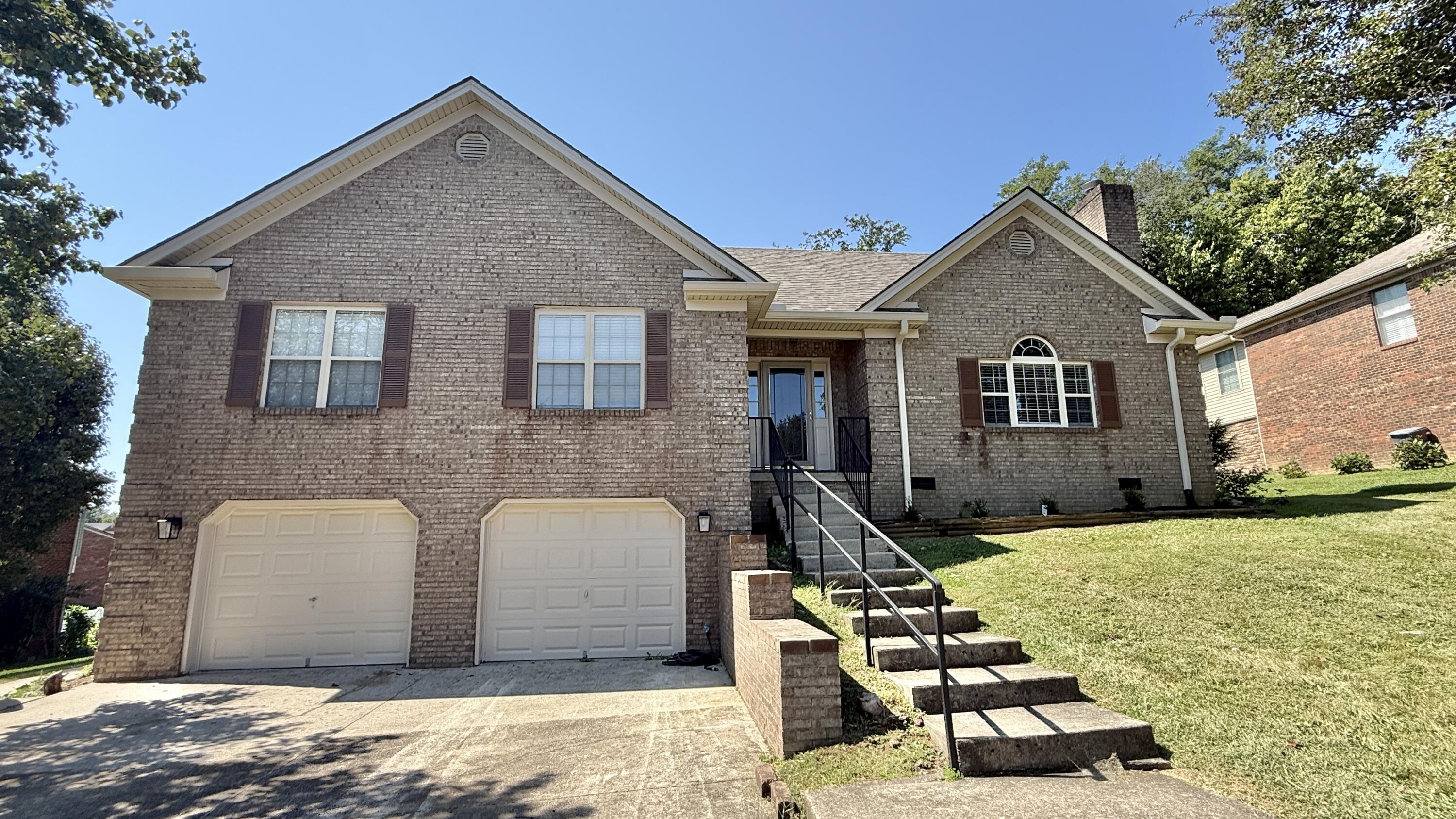 372 Reynolds Drive Property Photo 3