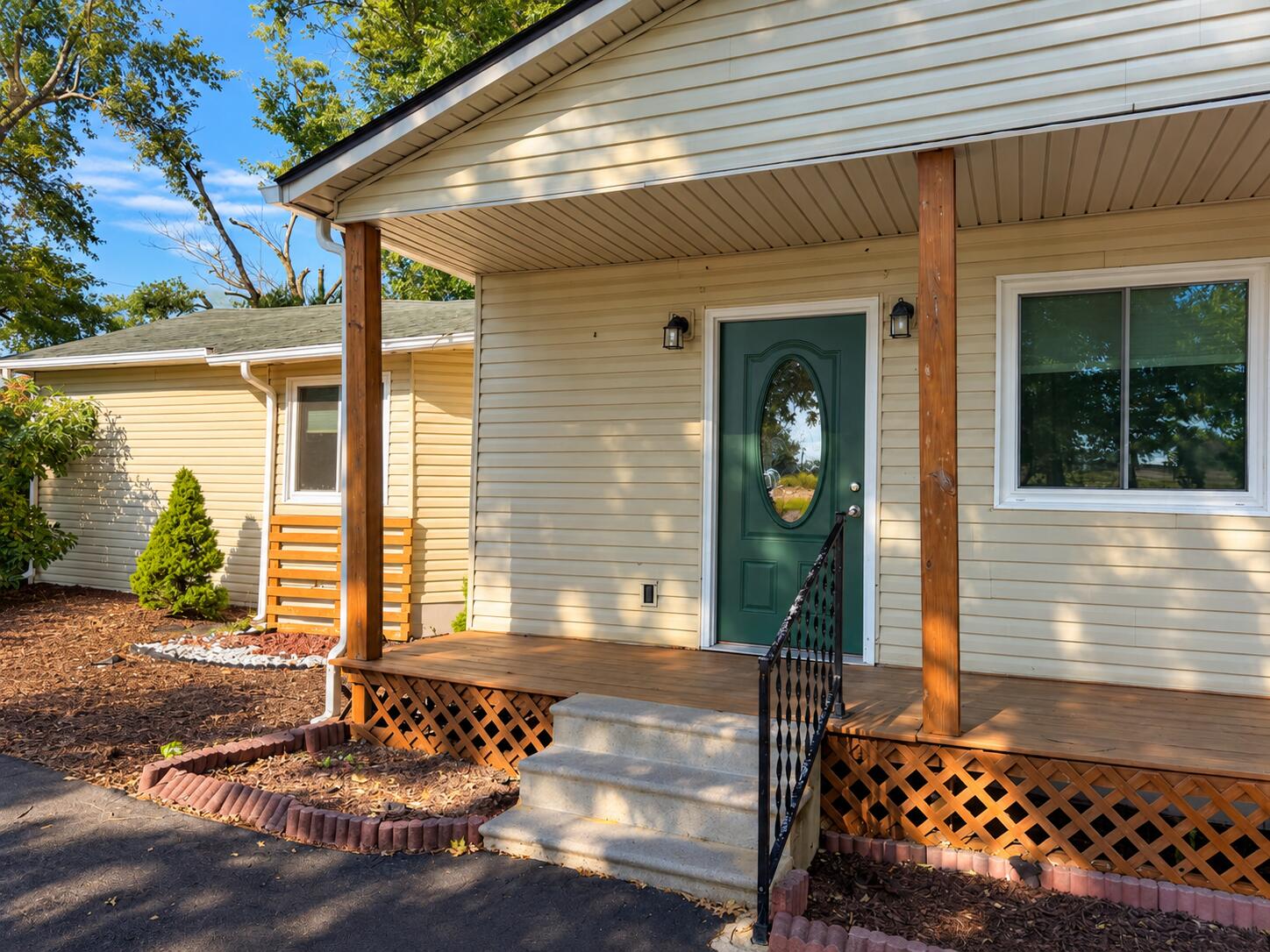 1332 Batts Road Property Photo 2