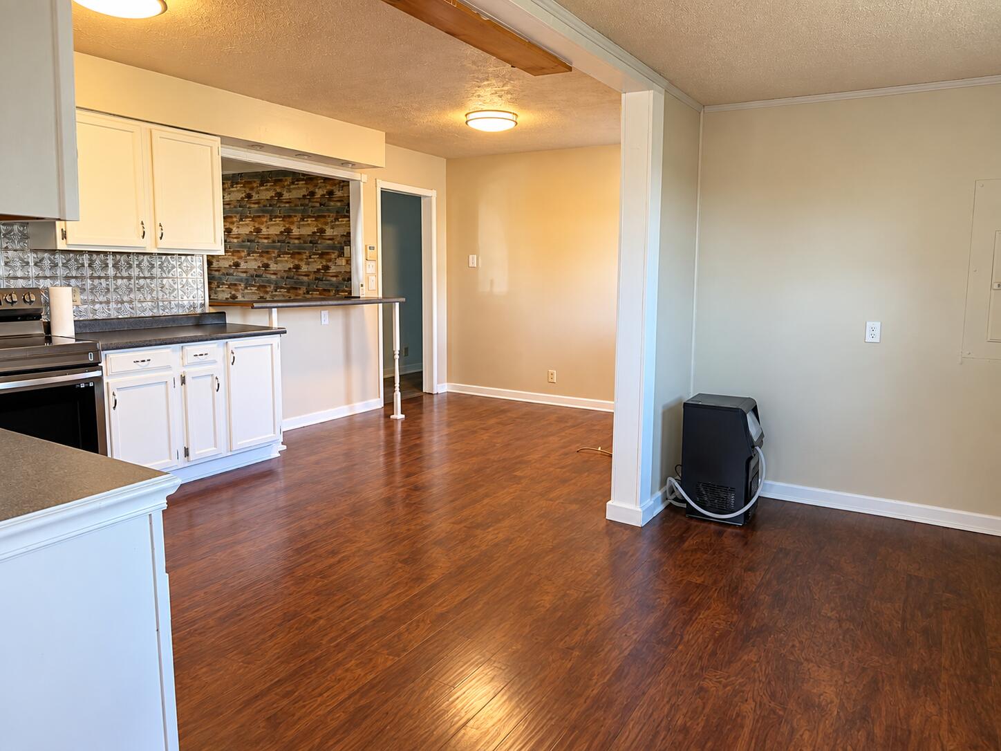 1332 Batts Road Property Photo 7