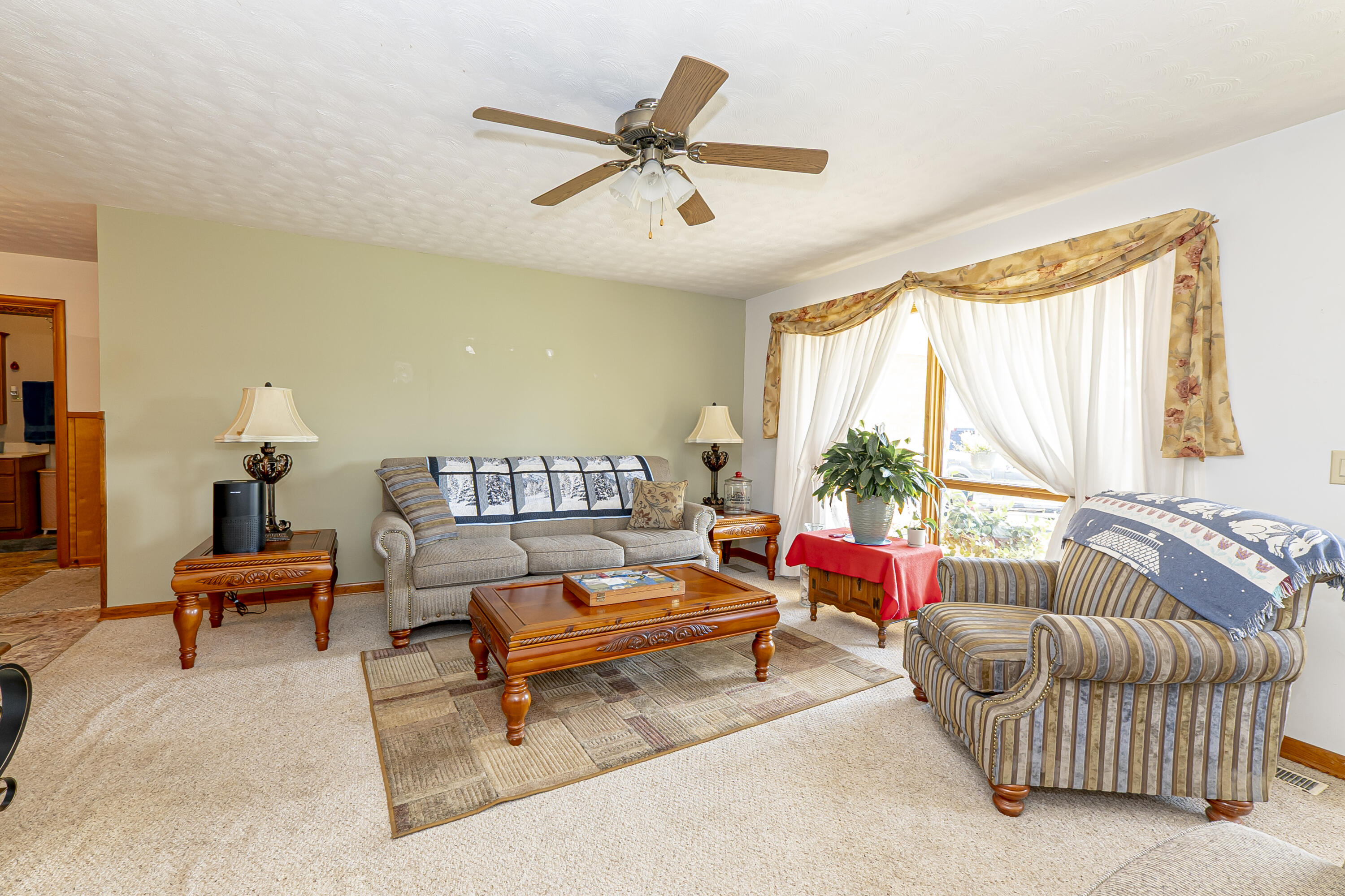 44 Tradeway Avenue Property Photo 16