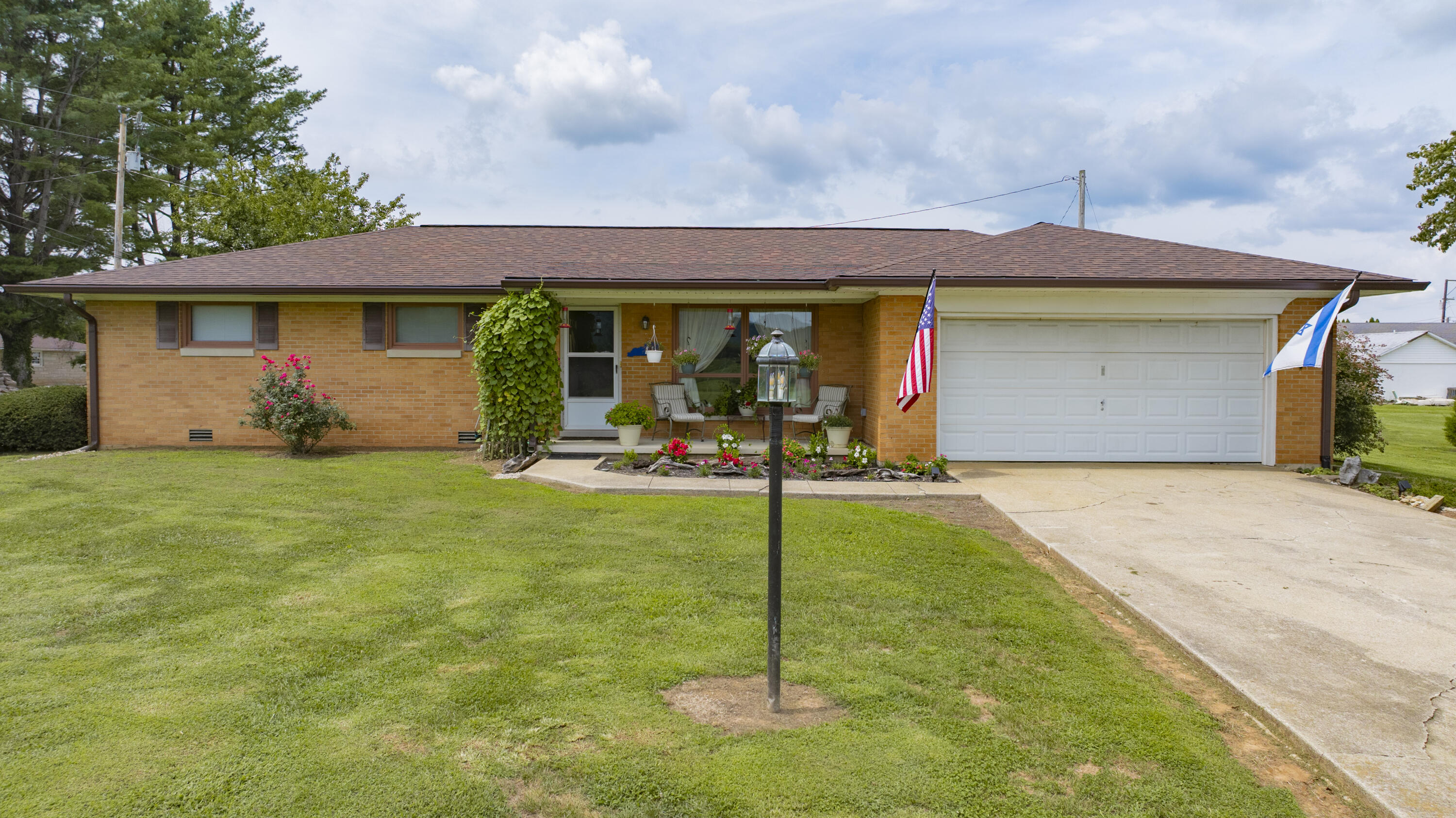 44 Tradeway Avenue Property Photo 45