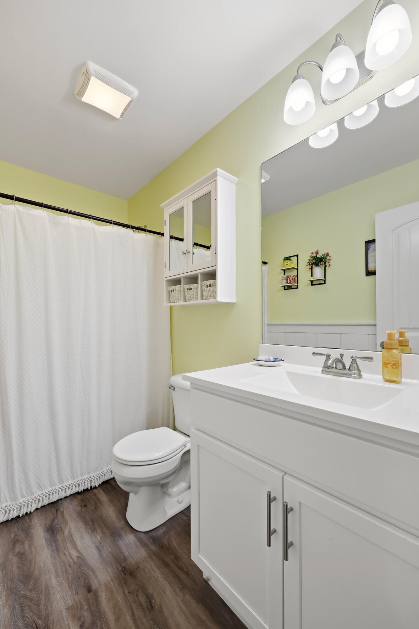 441 Middle Creek Way Property Photo 13