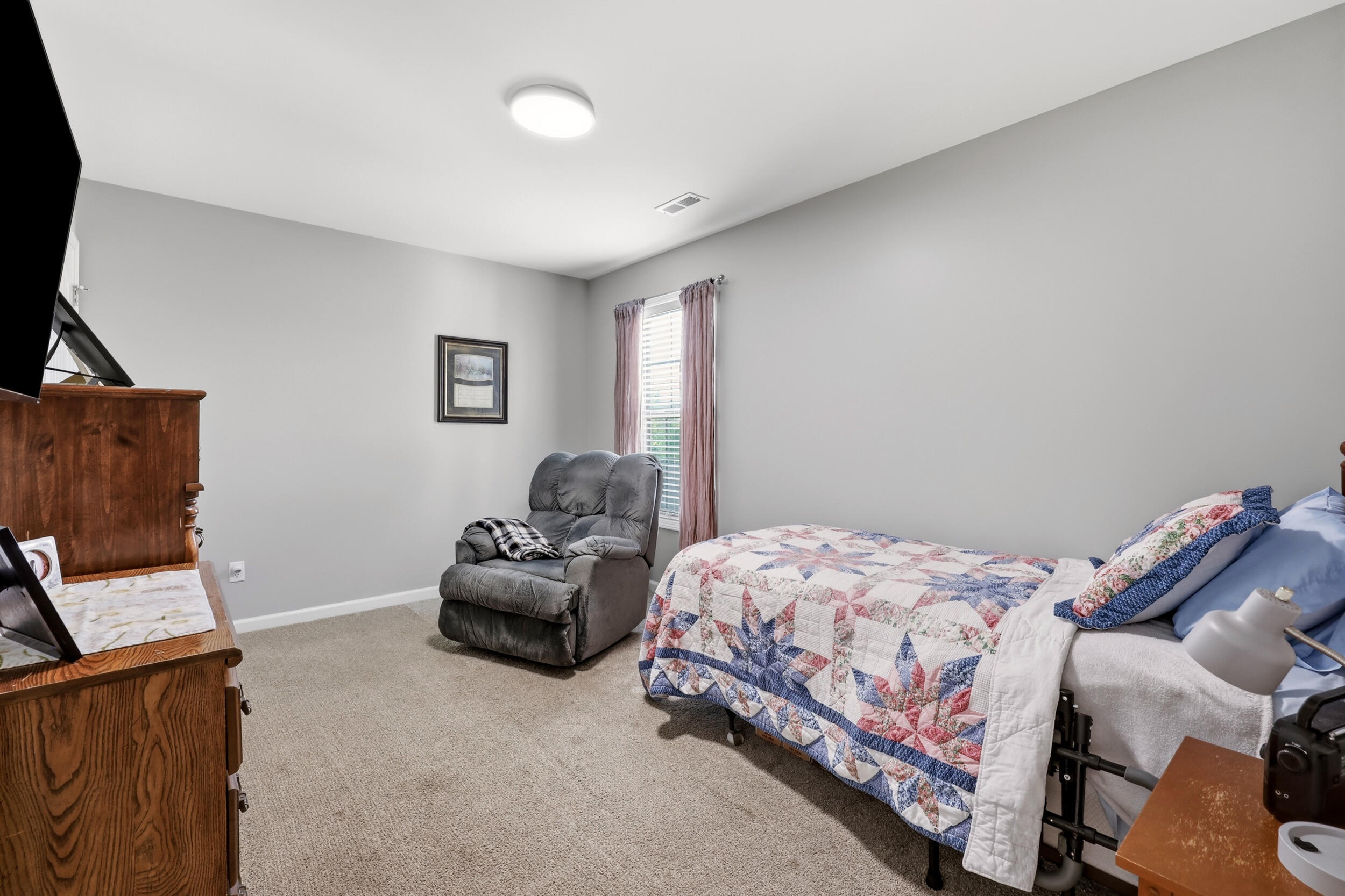 441 Middle Creek Way Property Photo 19