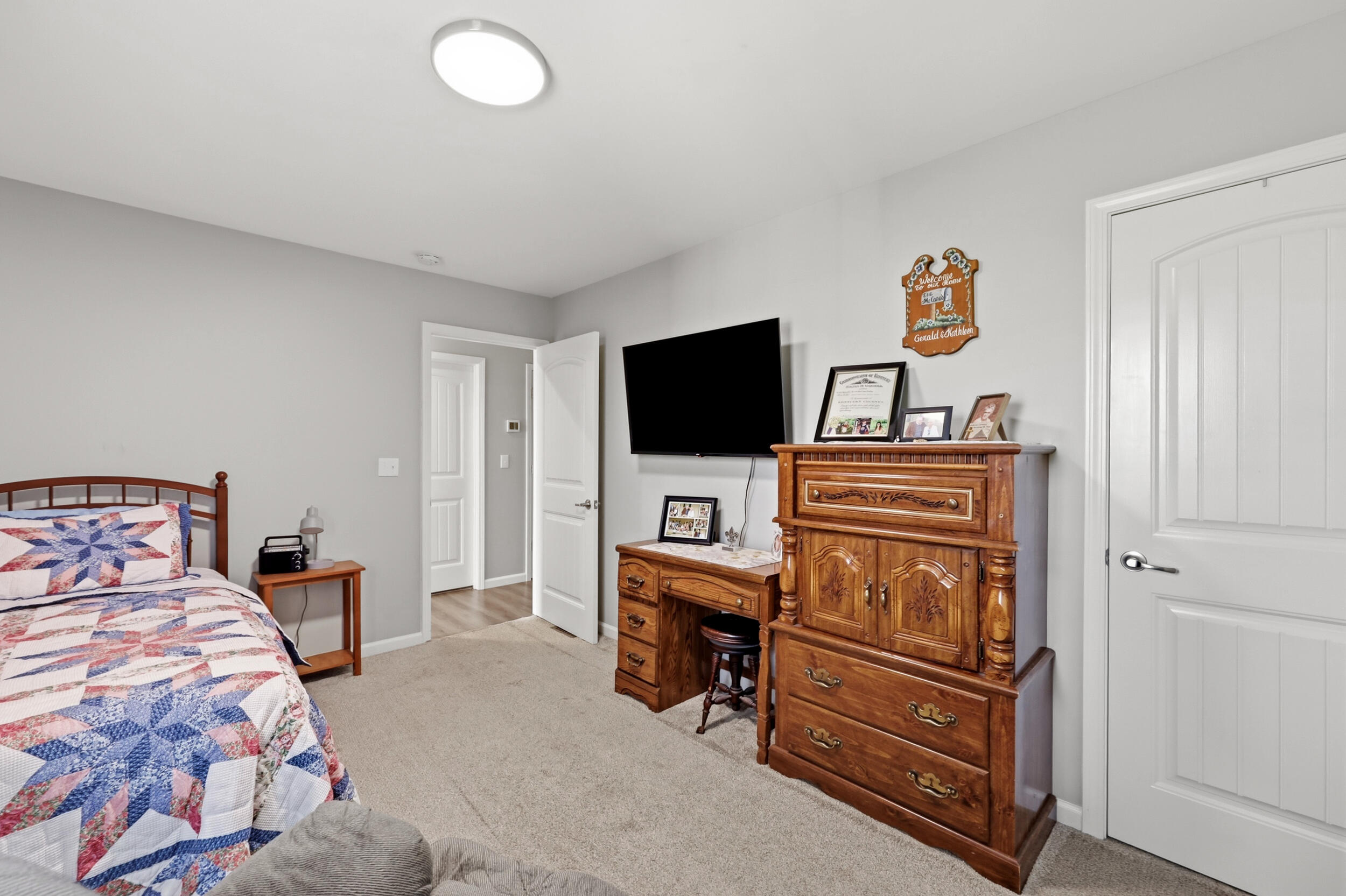 441 Middle Creek Way Property Photo 20