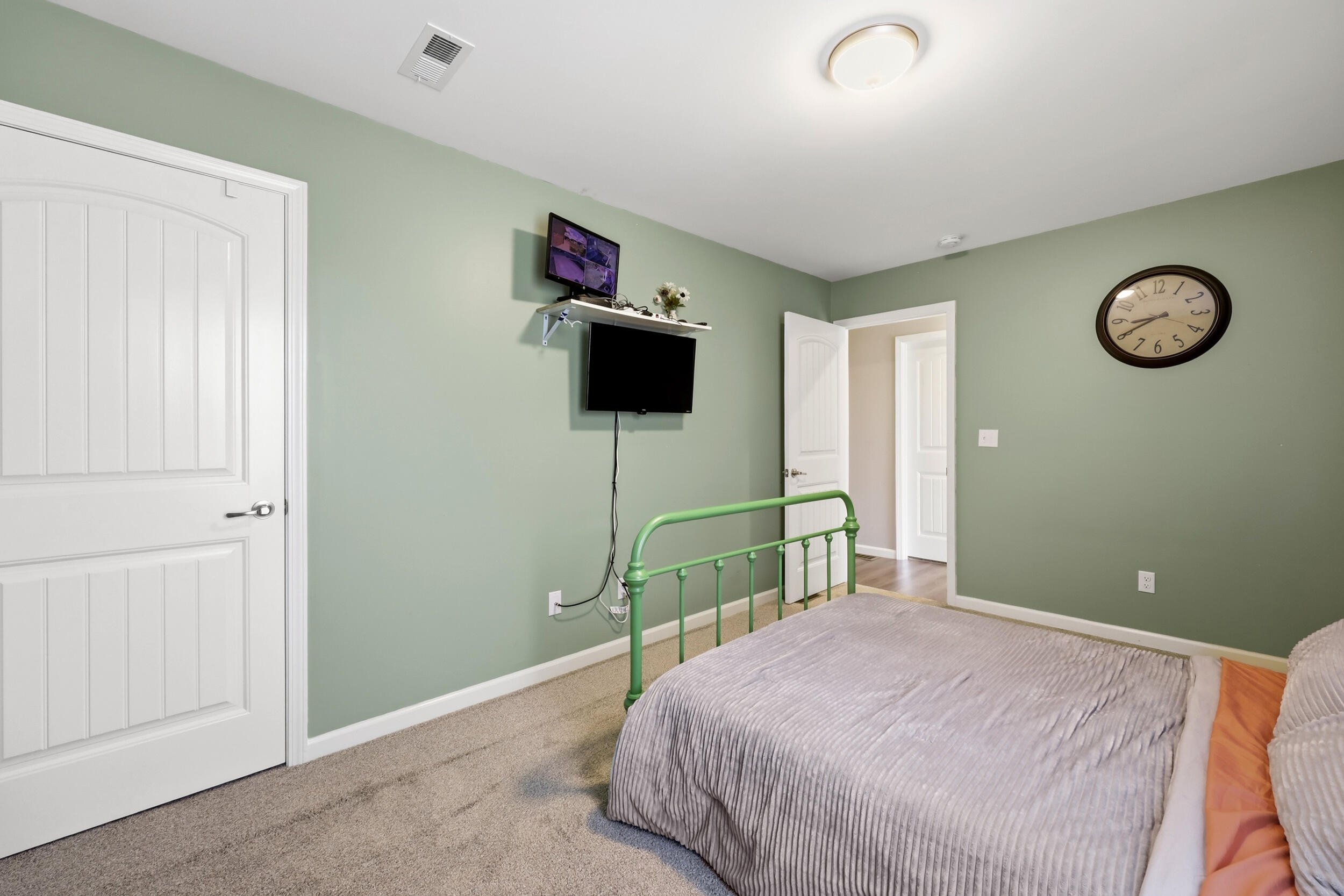 441 Middle Creek Way Property Photo 22