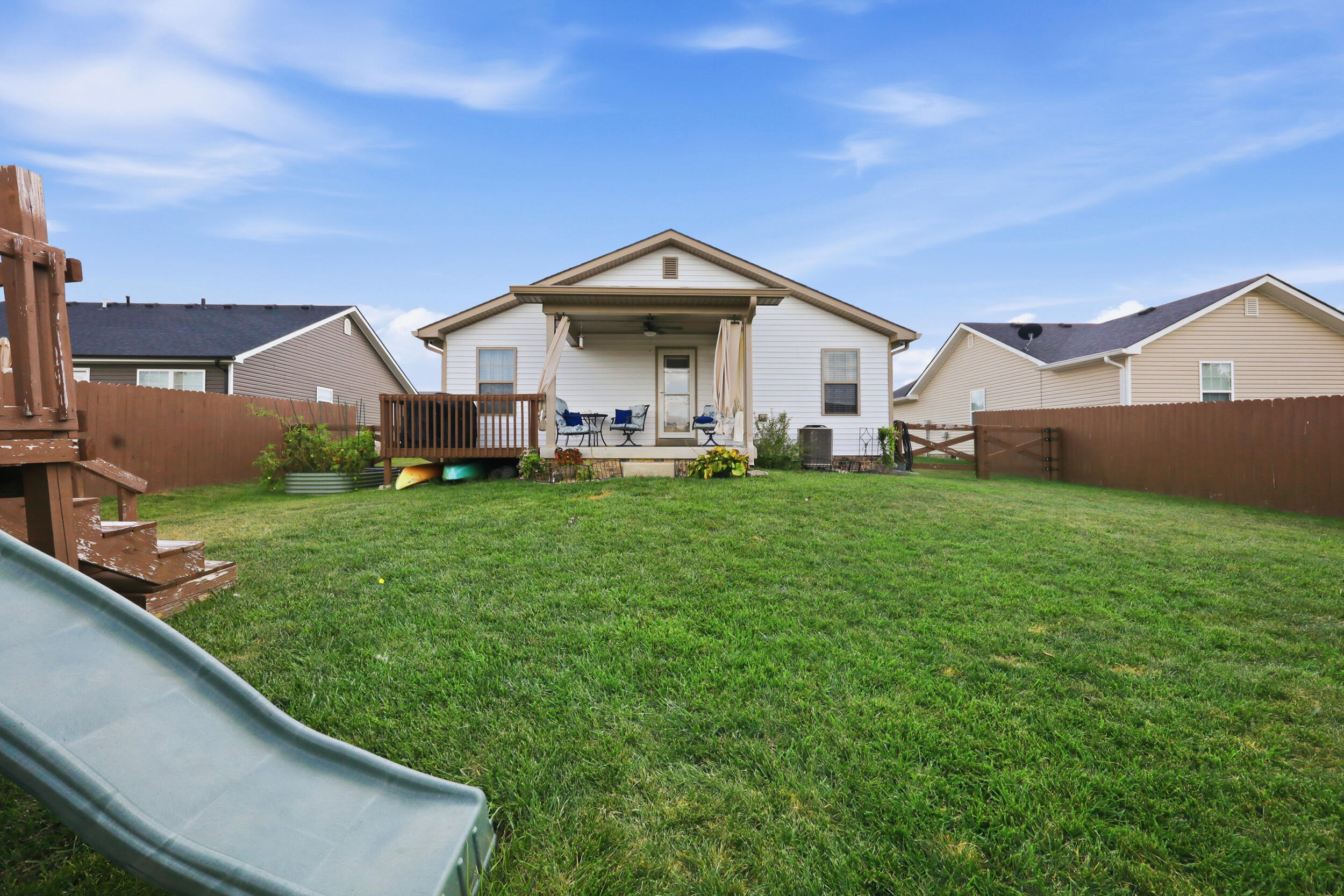 441 Middle Creek Way Property Photo 25