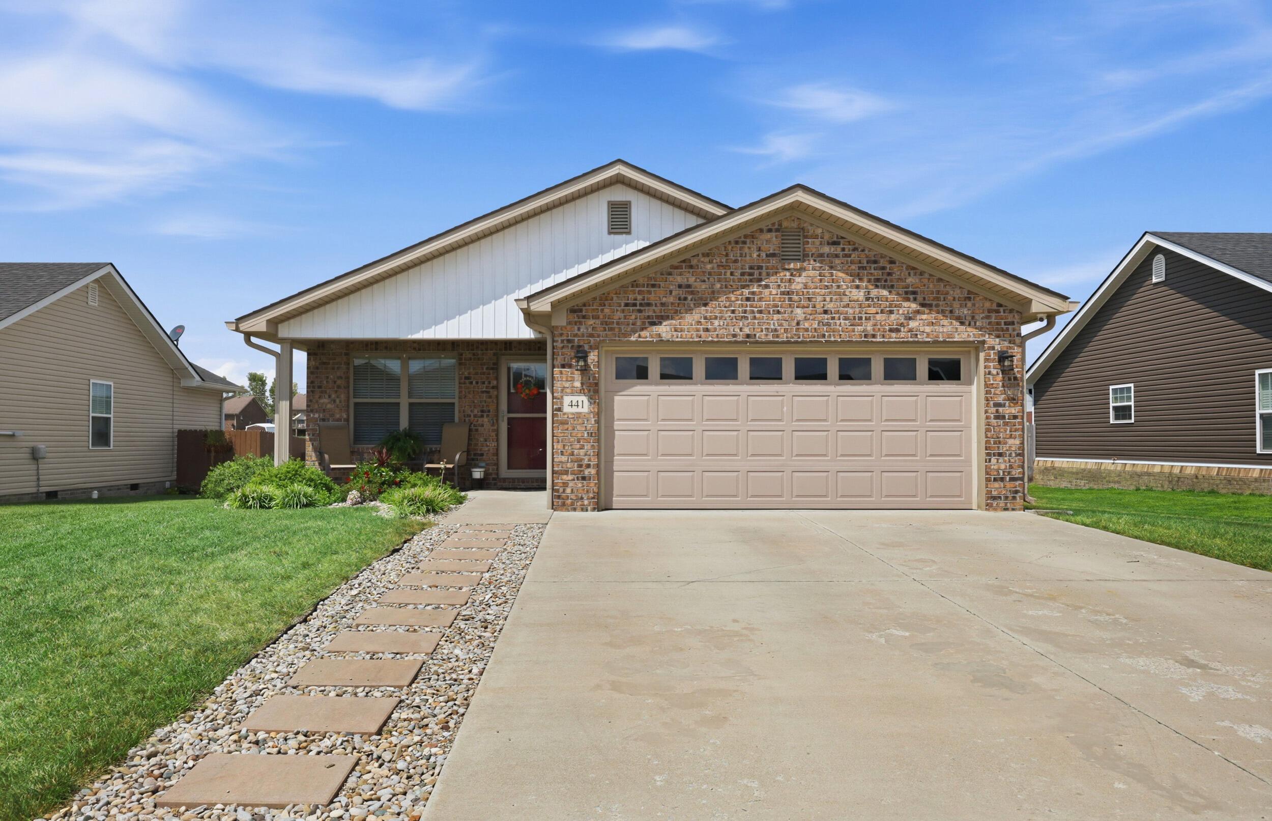 441 Middle Creek Way Property Photo 36