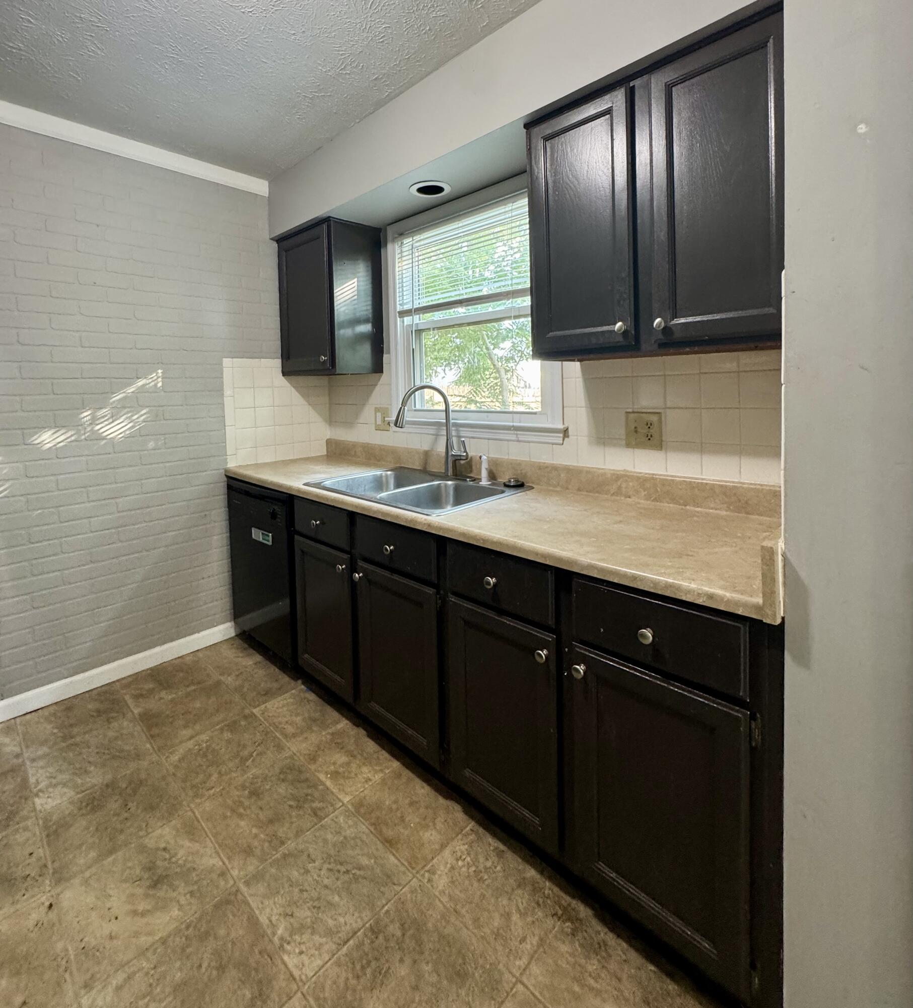 344 Stonegate Way Property Photo 10