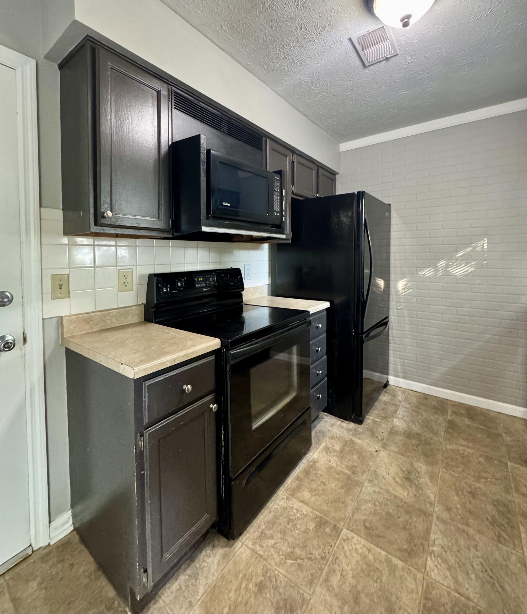 344 Stonegate Way Property Photo 11