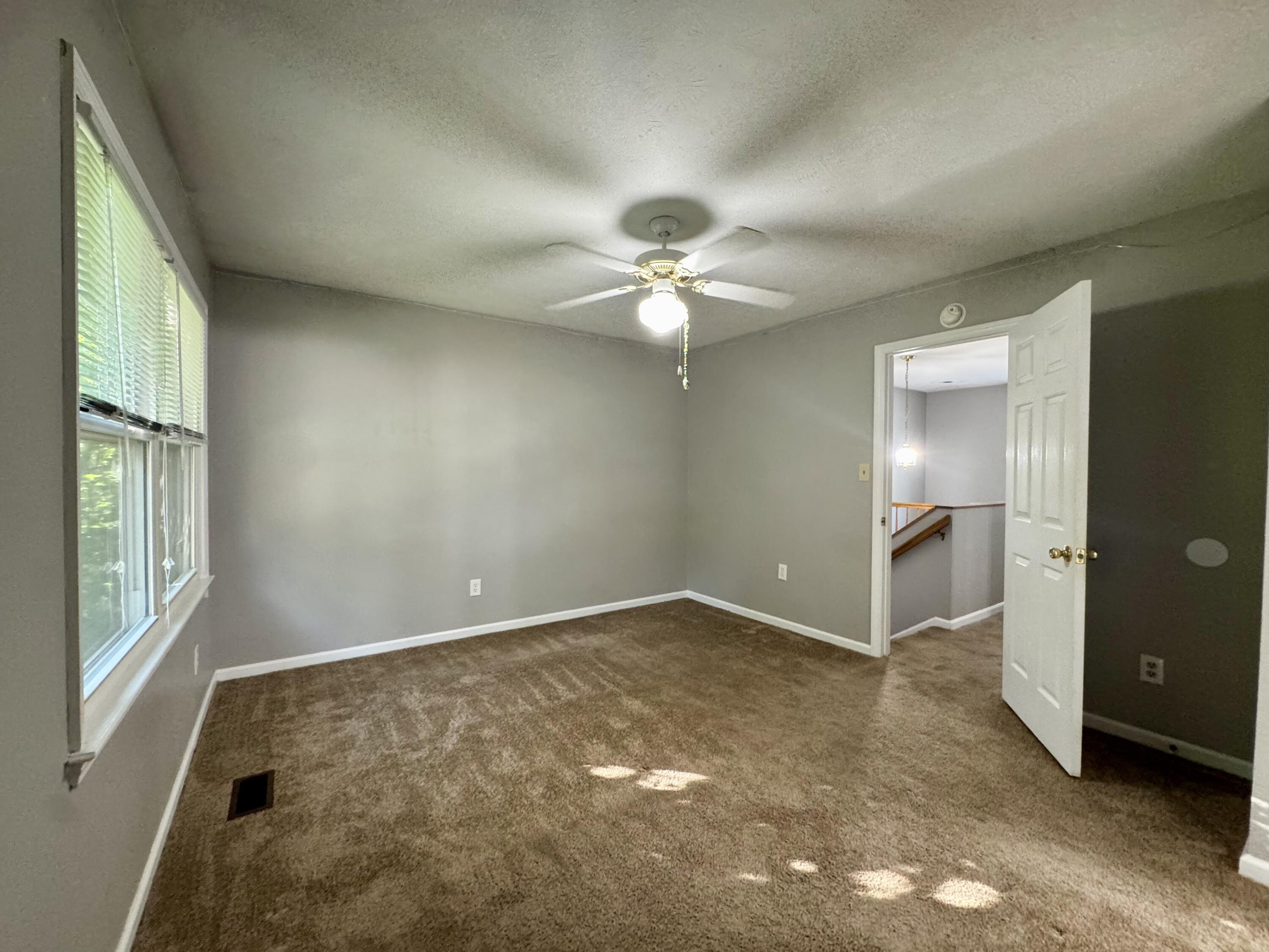 344 Stonegate Way Property Photo 17