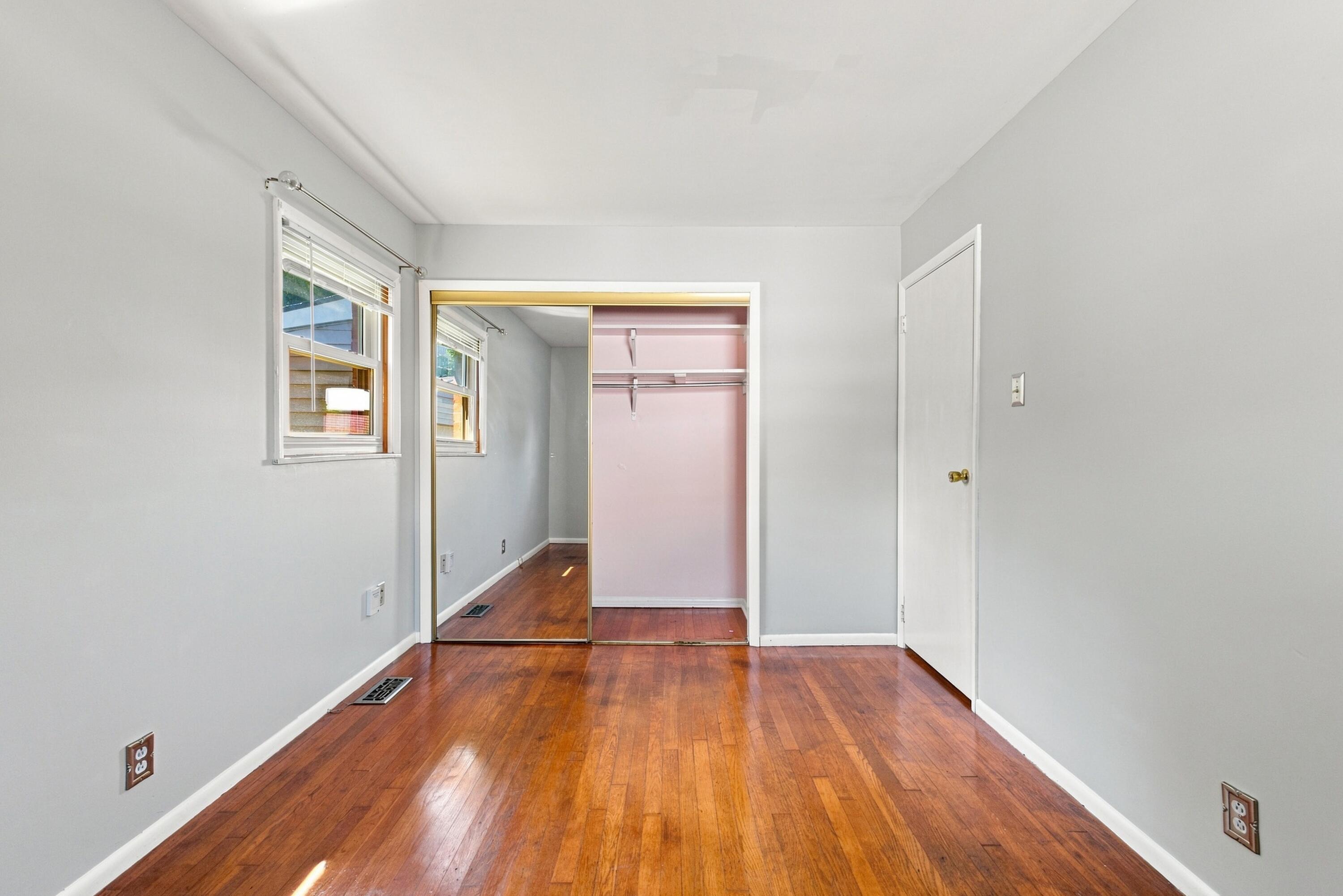 2432 La Rochelle Road Property Photo 20