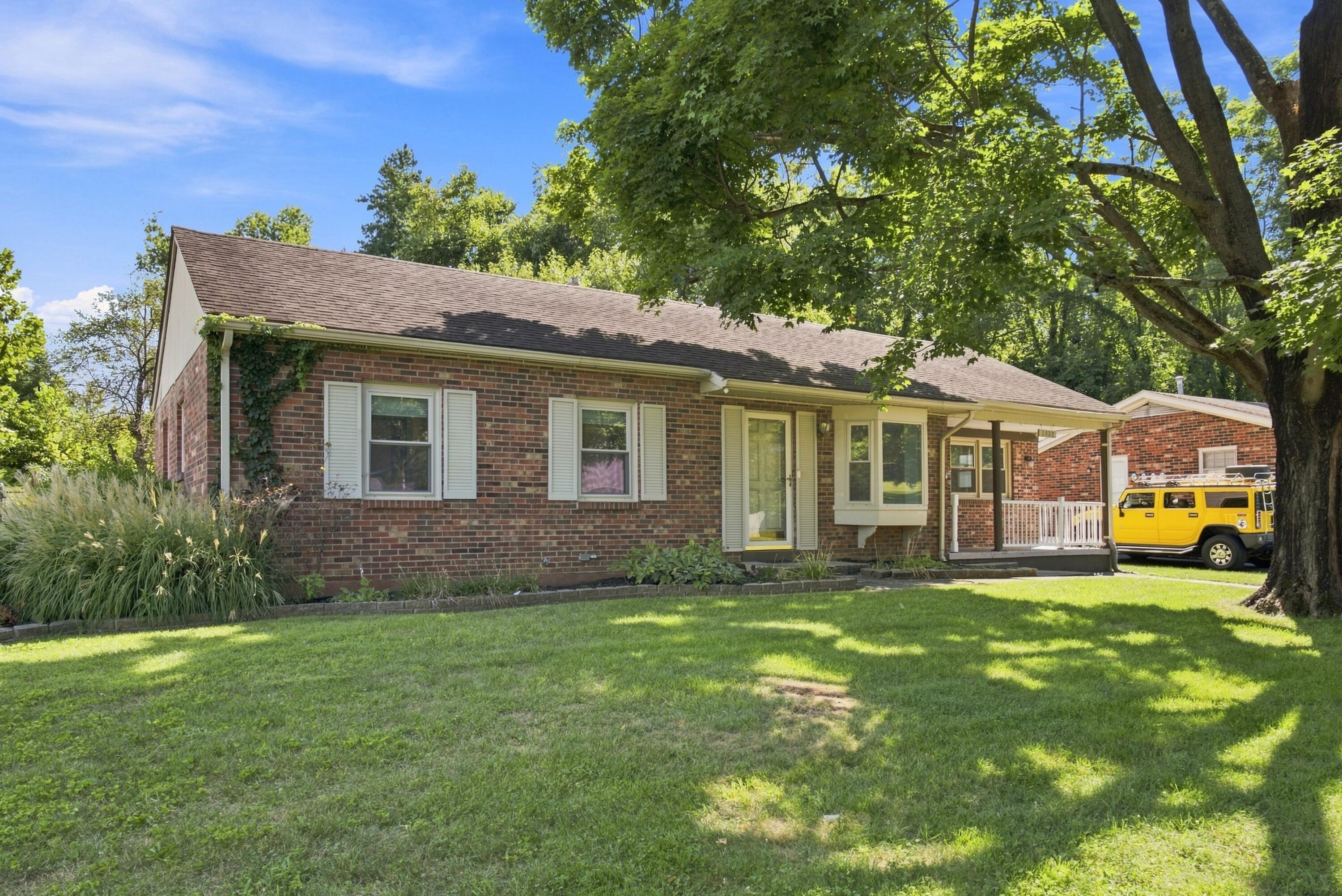 2432 La Rochelle Road Property Photo 25