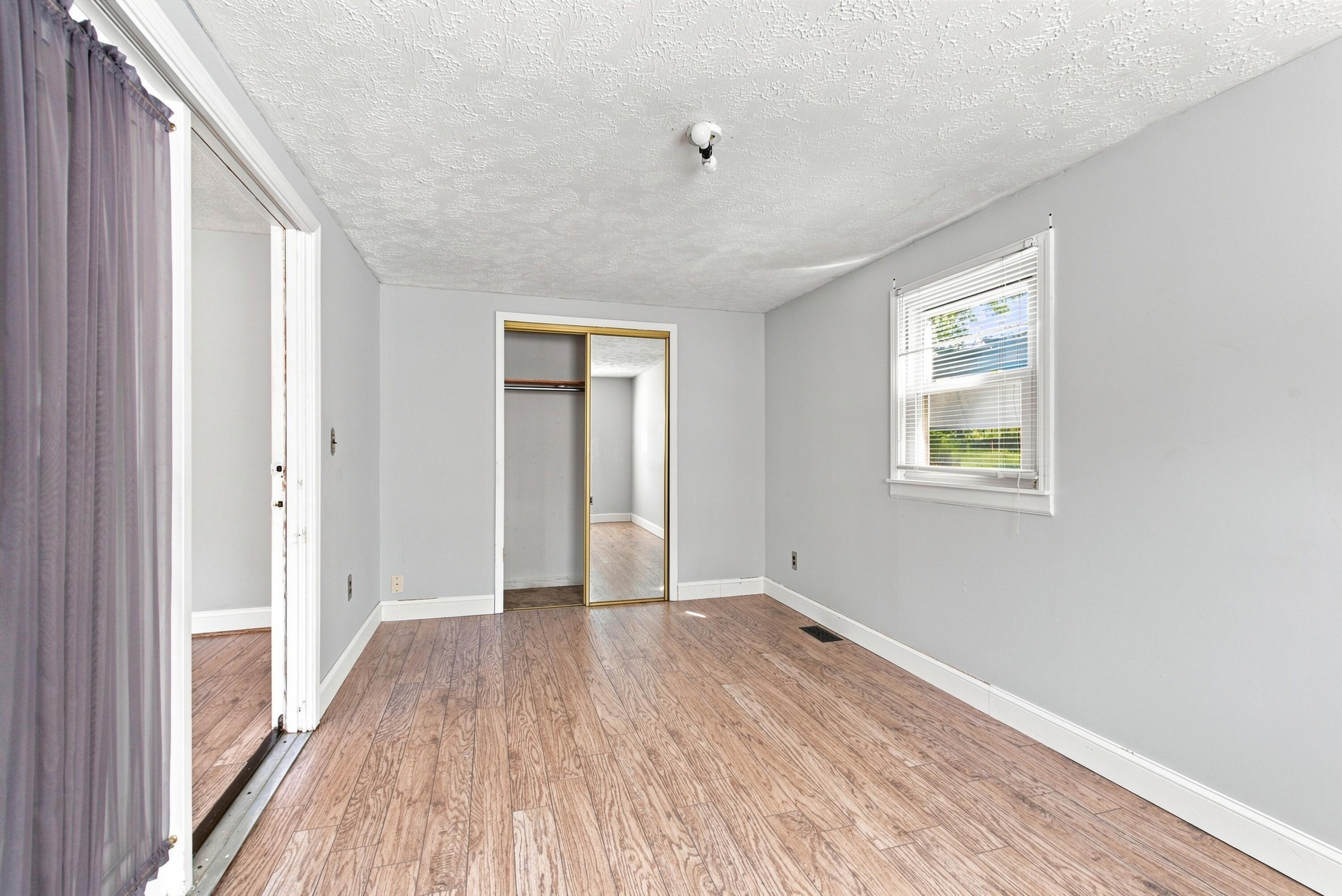 2432 La Rochelle Road Property Photo 29