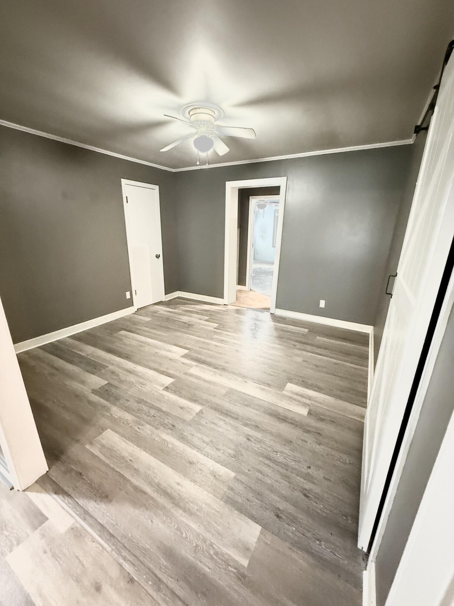 403 Fairlane Drive Property Photo 12