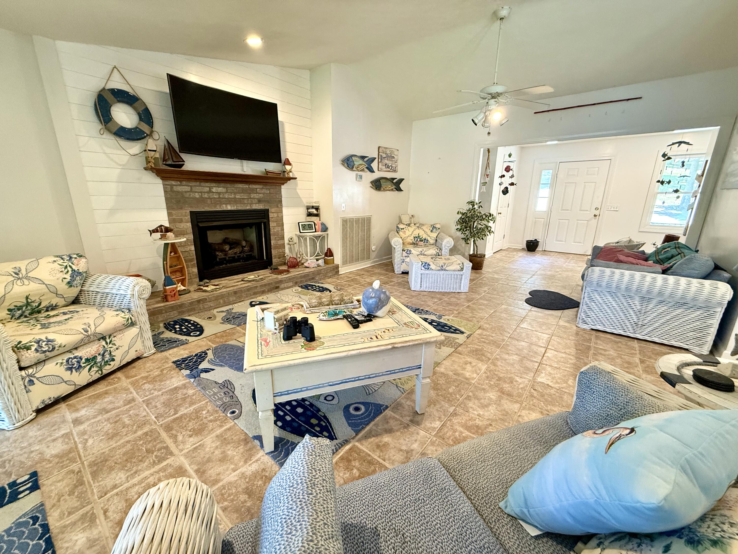 278 Red Water Drive Property Photo 14