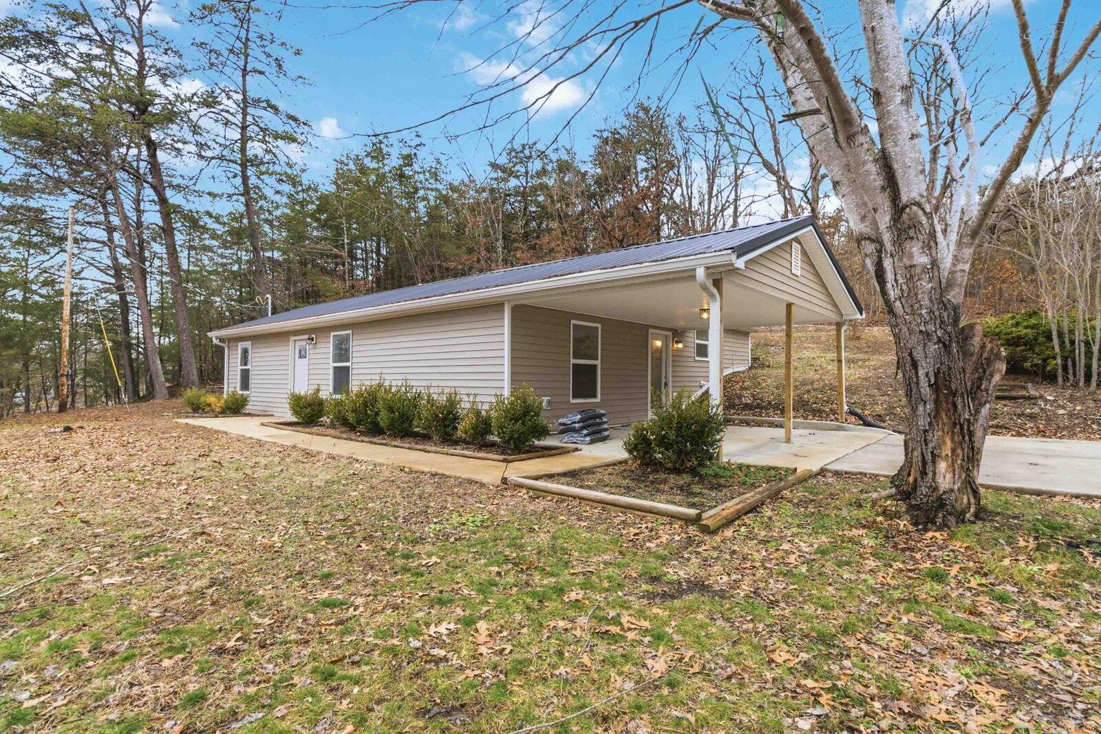 119 Tower Lane Property Photo 4