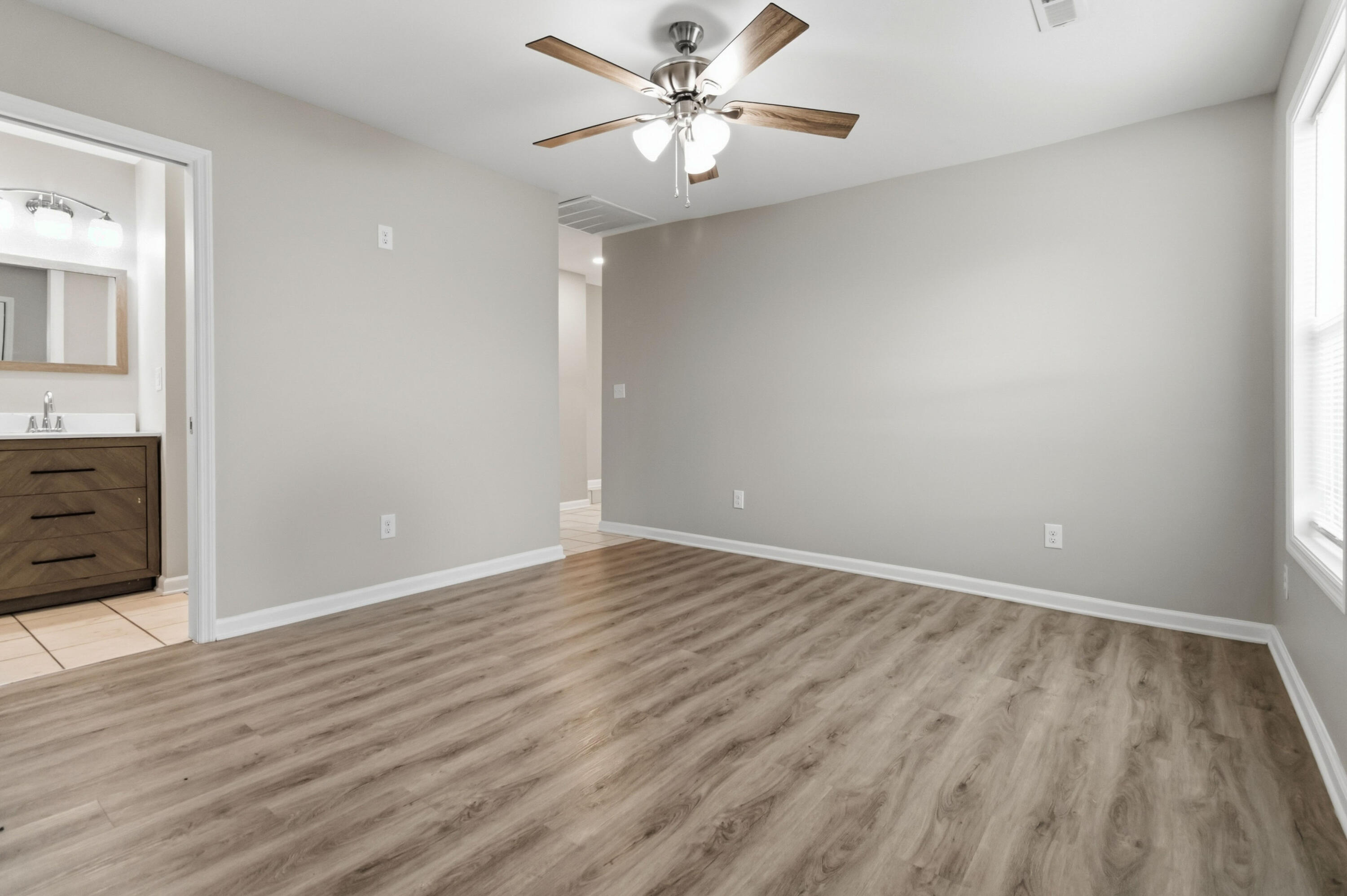 119 Tower Lane Property Photo 10