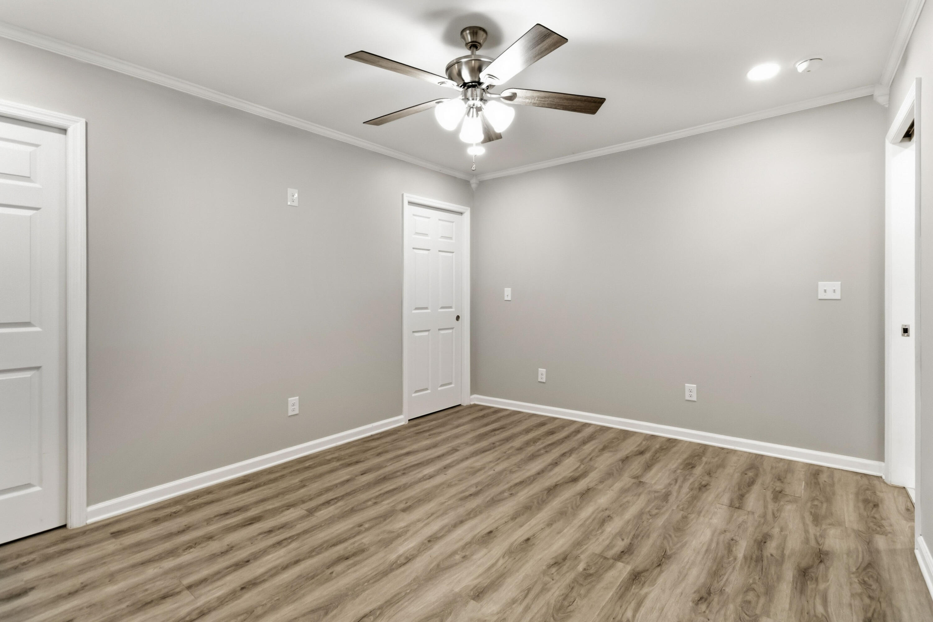 119 Tower Lane Property Photo 28