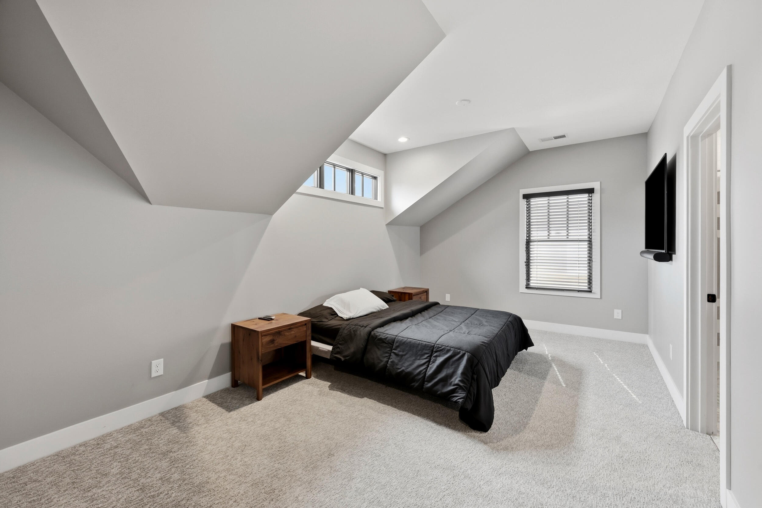 604 Montclair Drive Property Photo 22