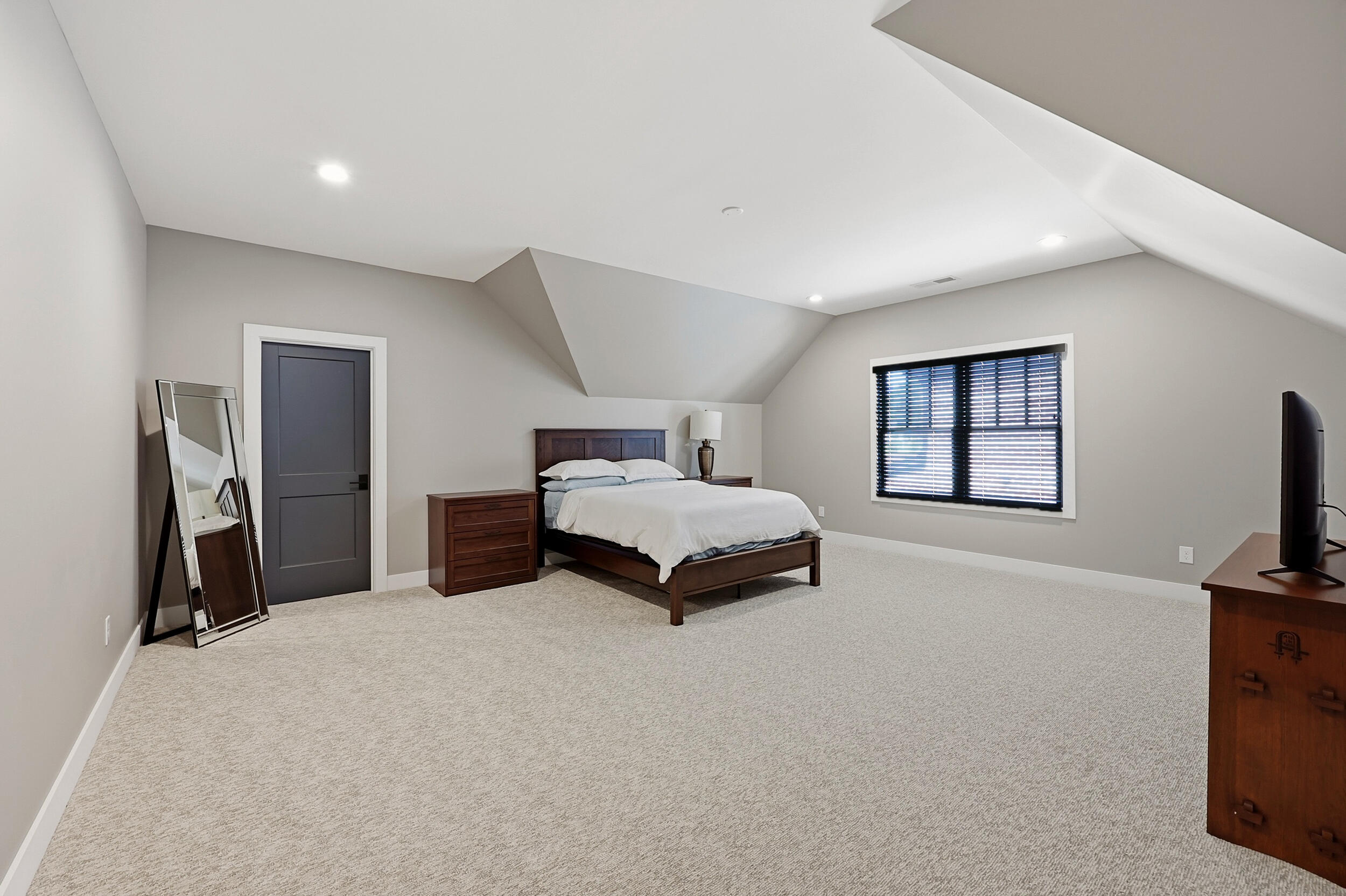 604 Montclair Drive Property Photo 26