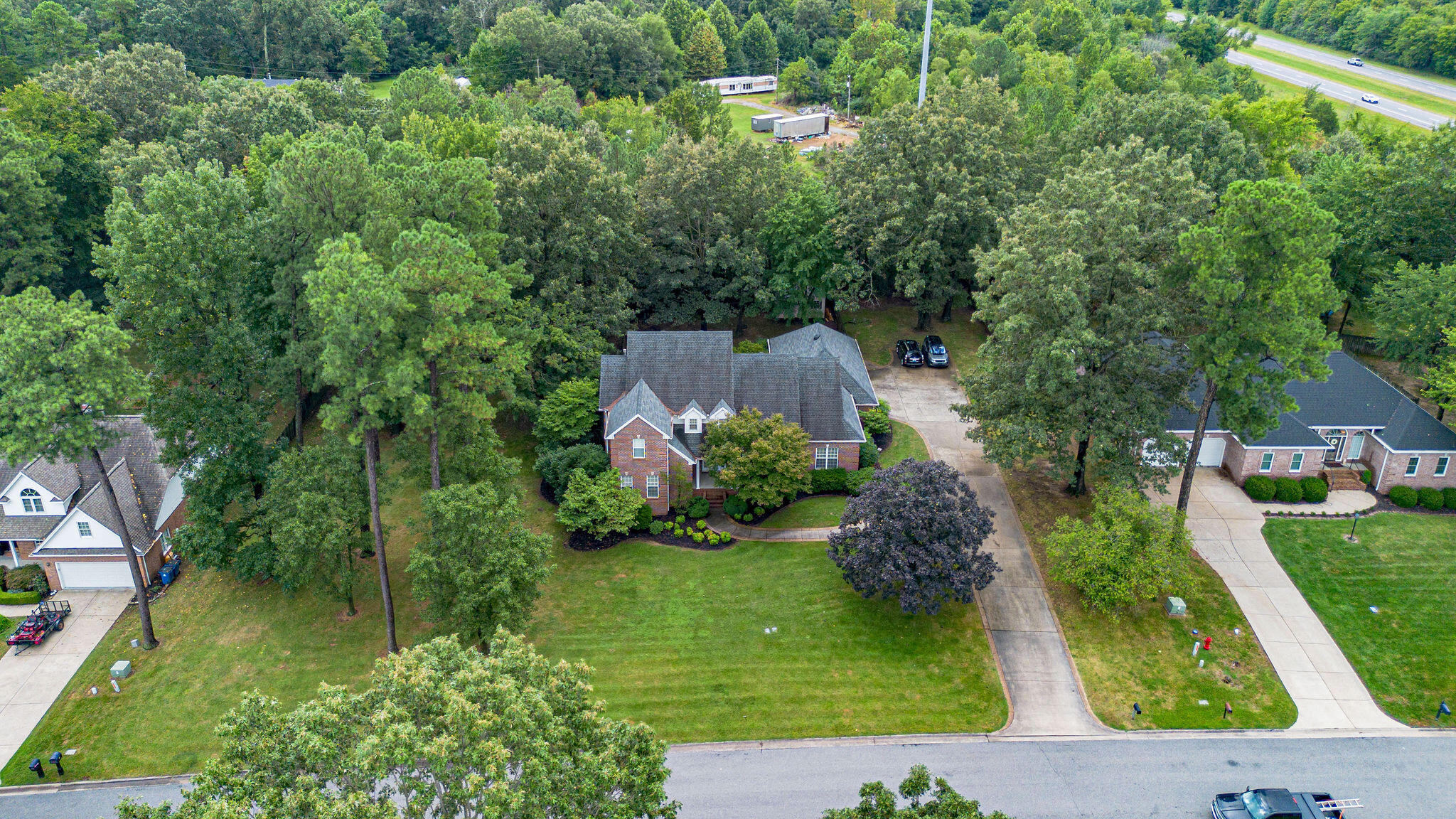 70 Barrington Circle Property Photo 3