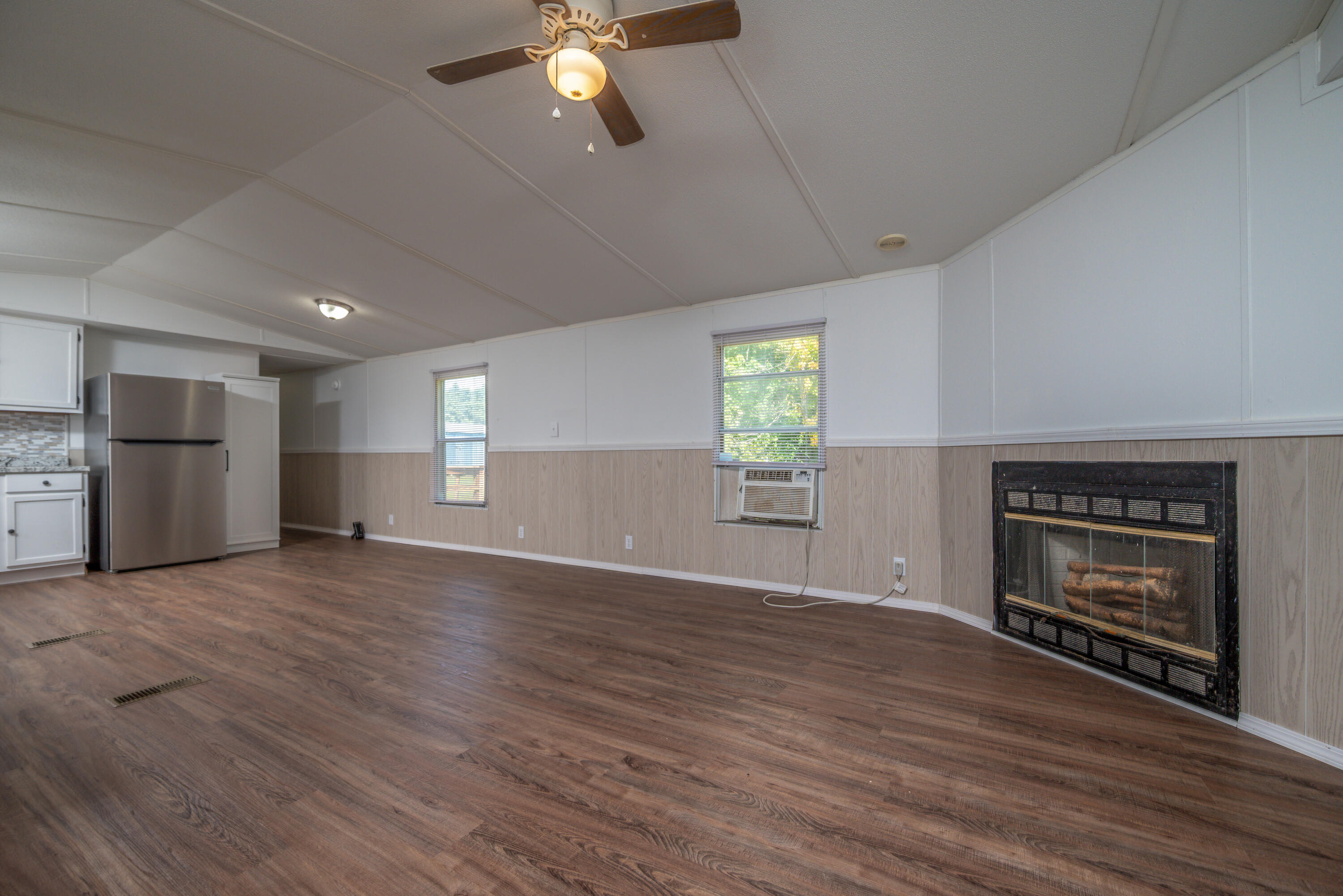 749 Vanlandingham Road Property Photo 19