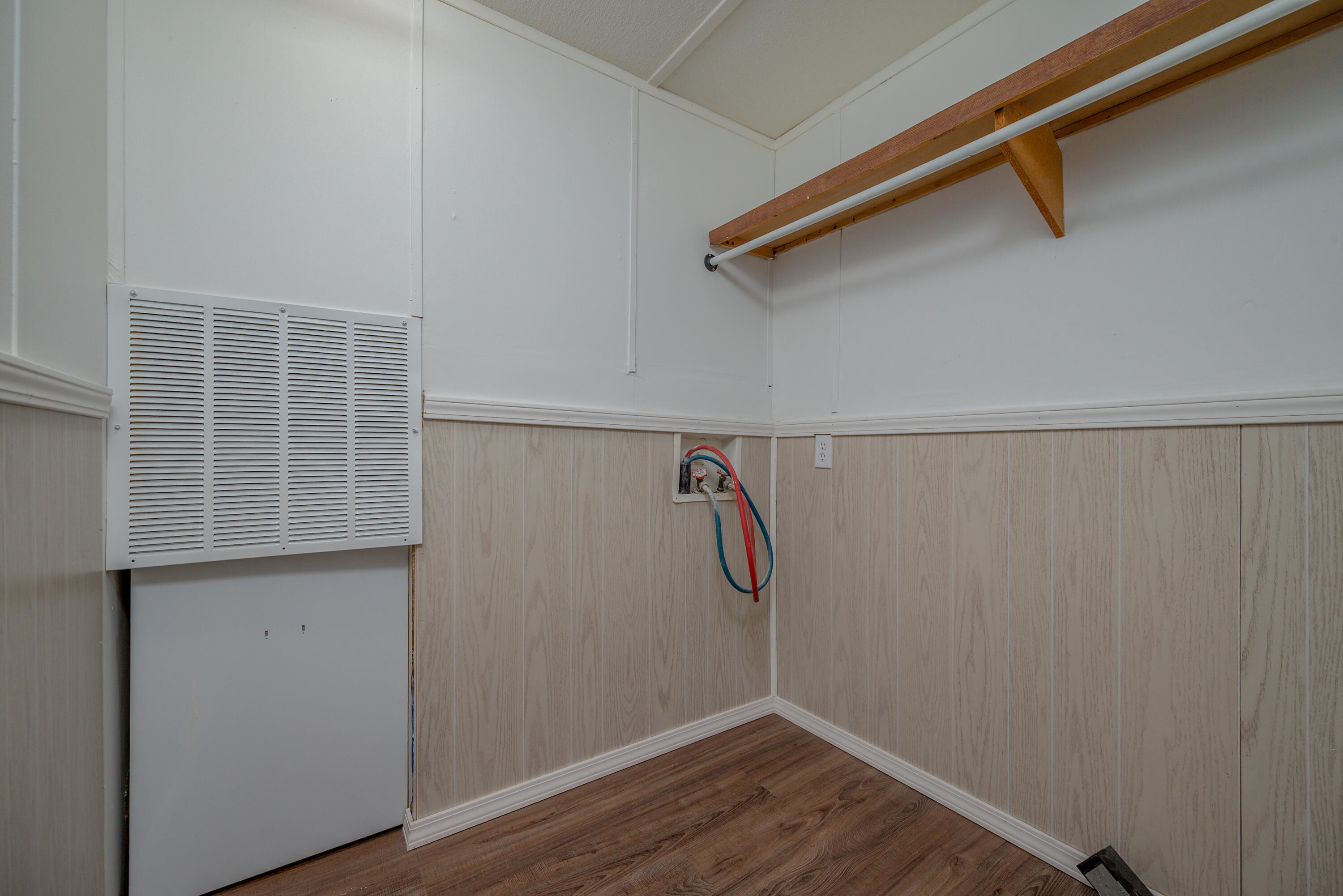 749 Vanlandingham Road Property Photo 28