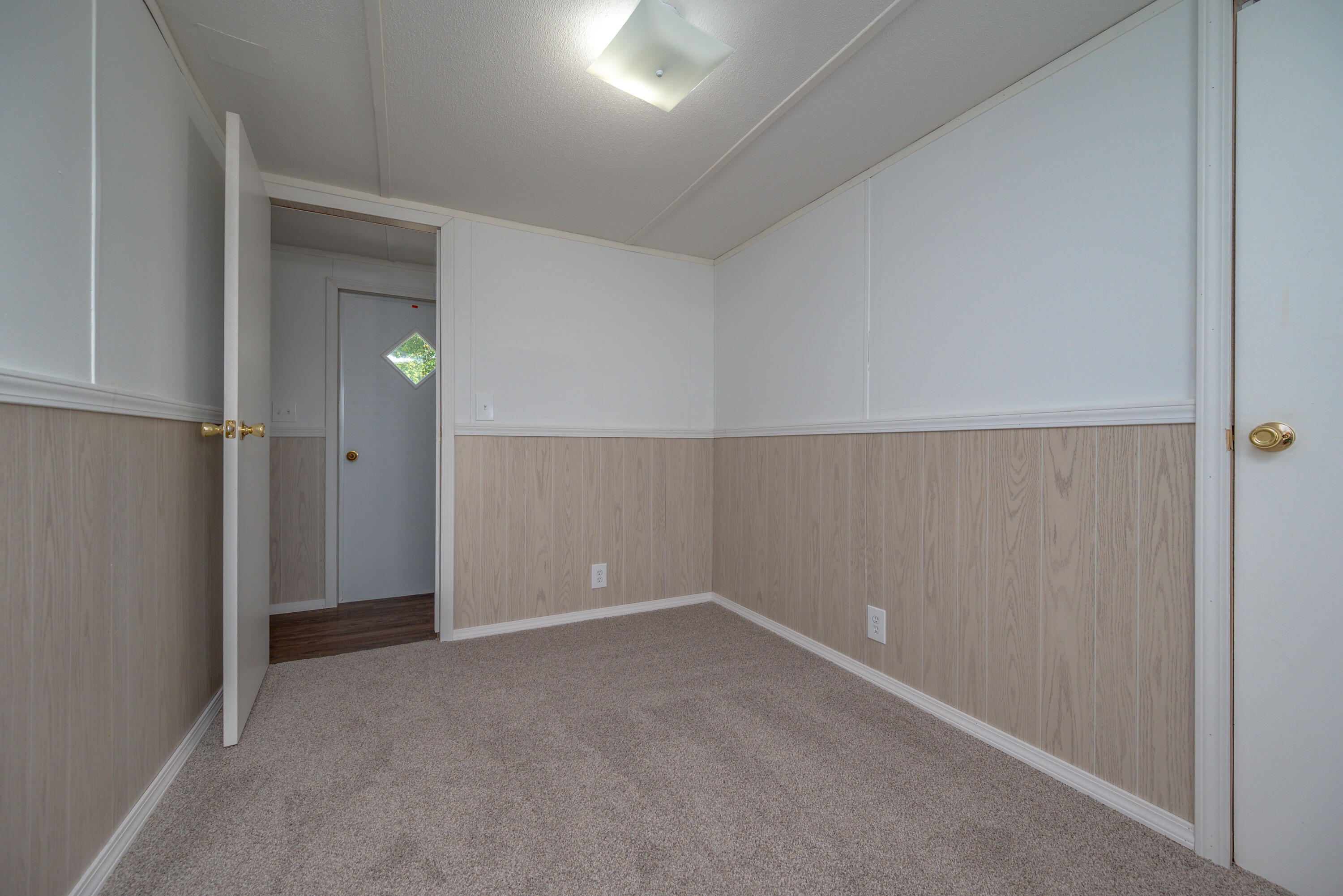 749 Vanlandingham Road Property Photo 49