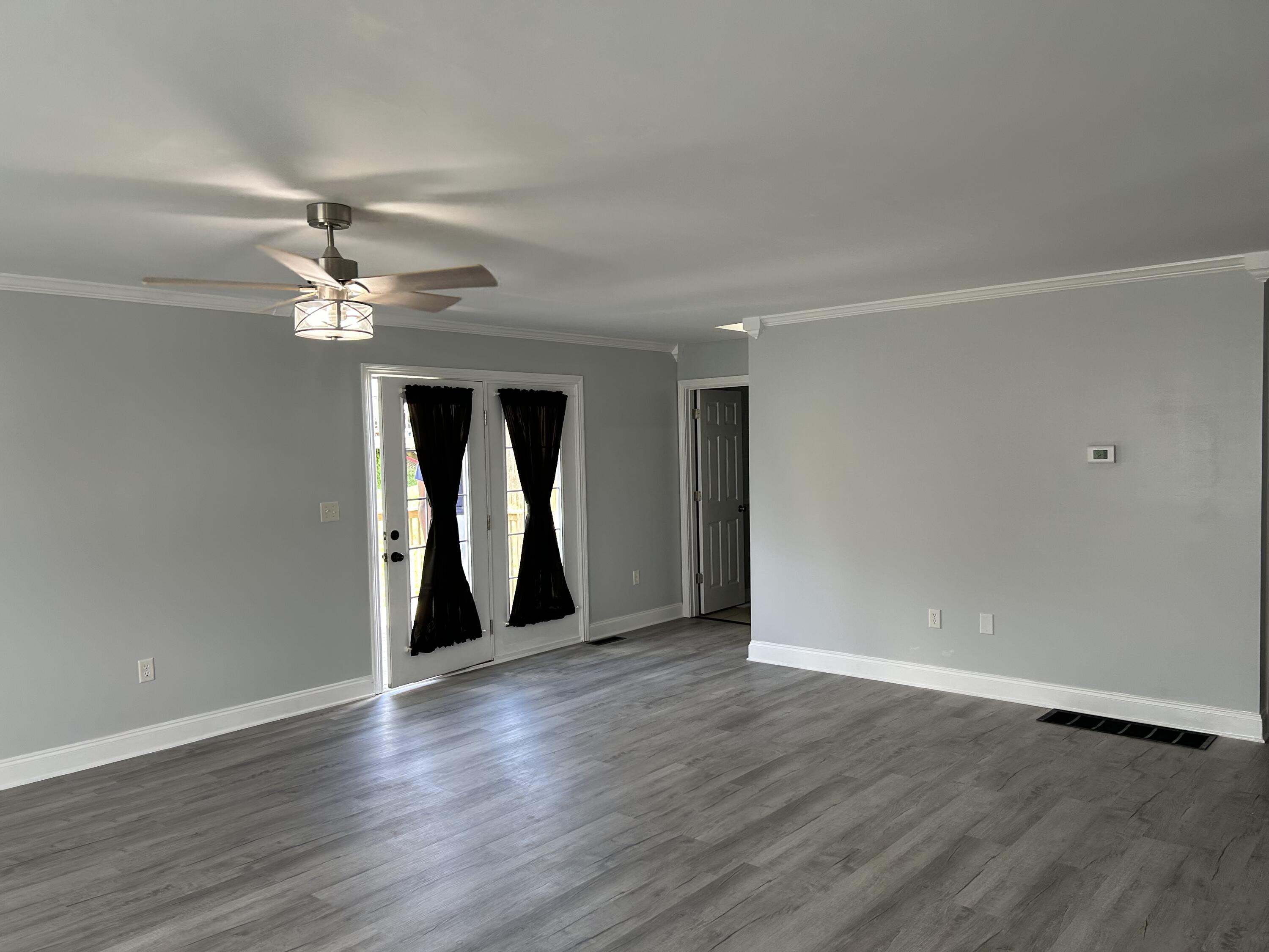 130 Rodeo Drive Property Photo 6