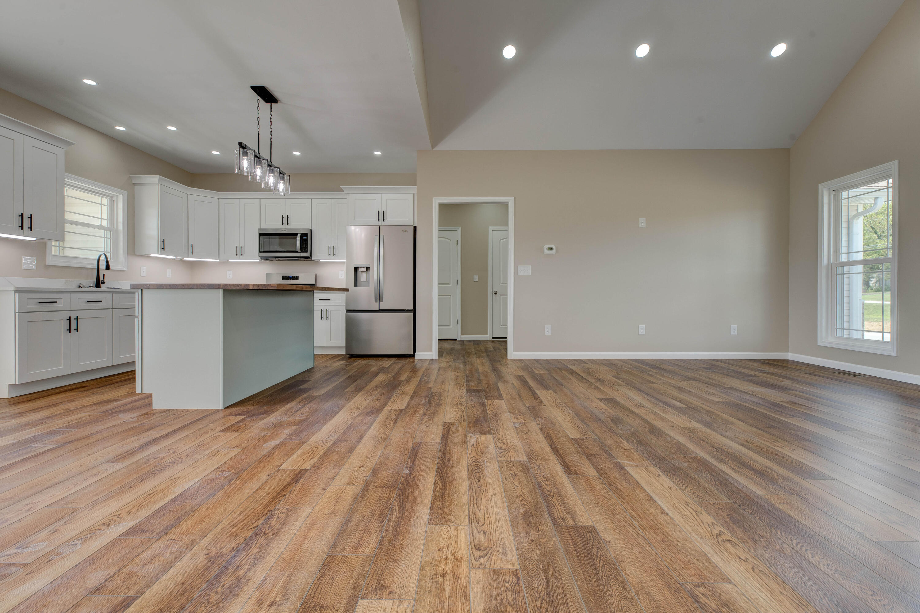 7039 Camargo Levee Road Property Photo 9