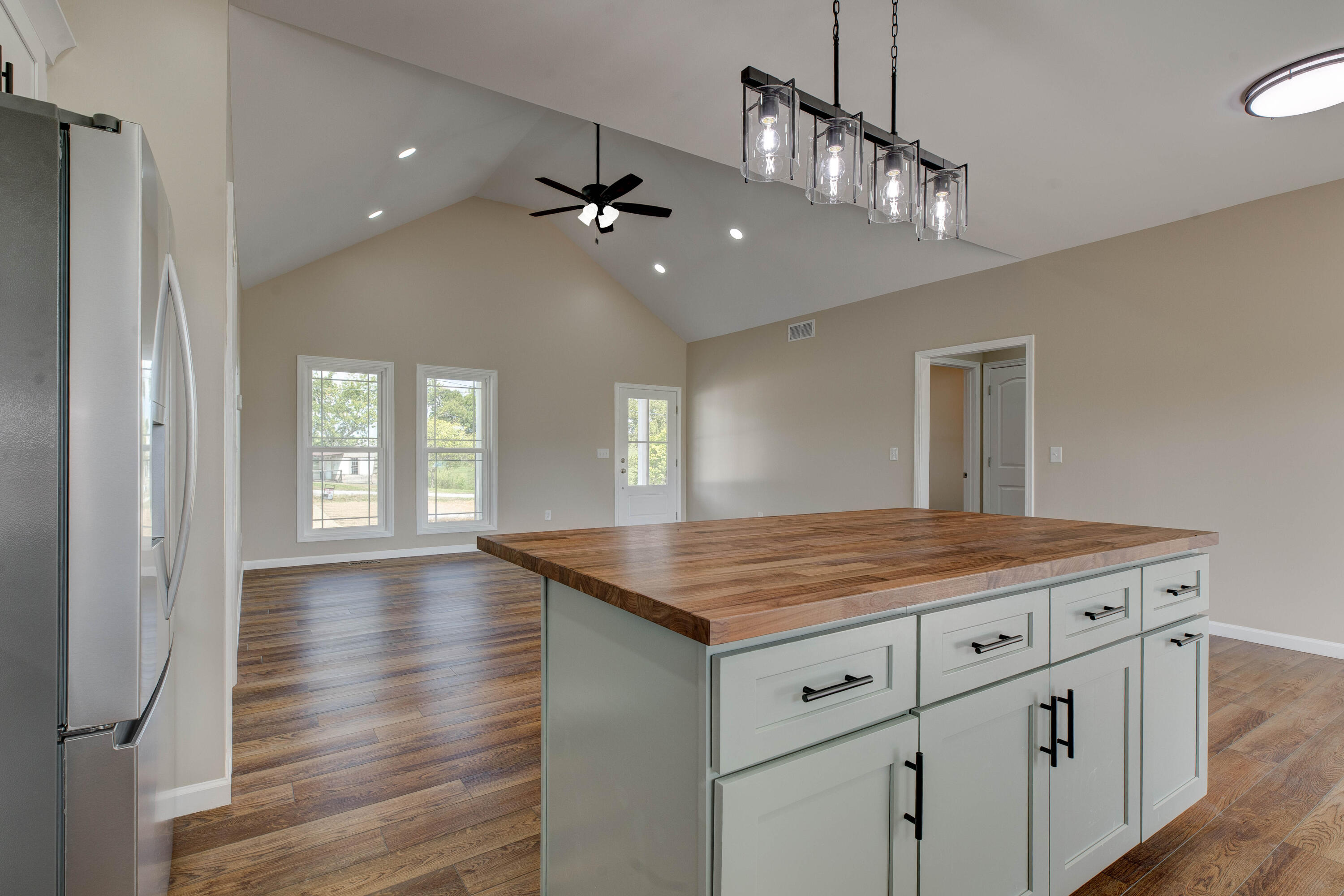 7039 Camargo Levee Road Property Photo 13