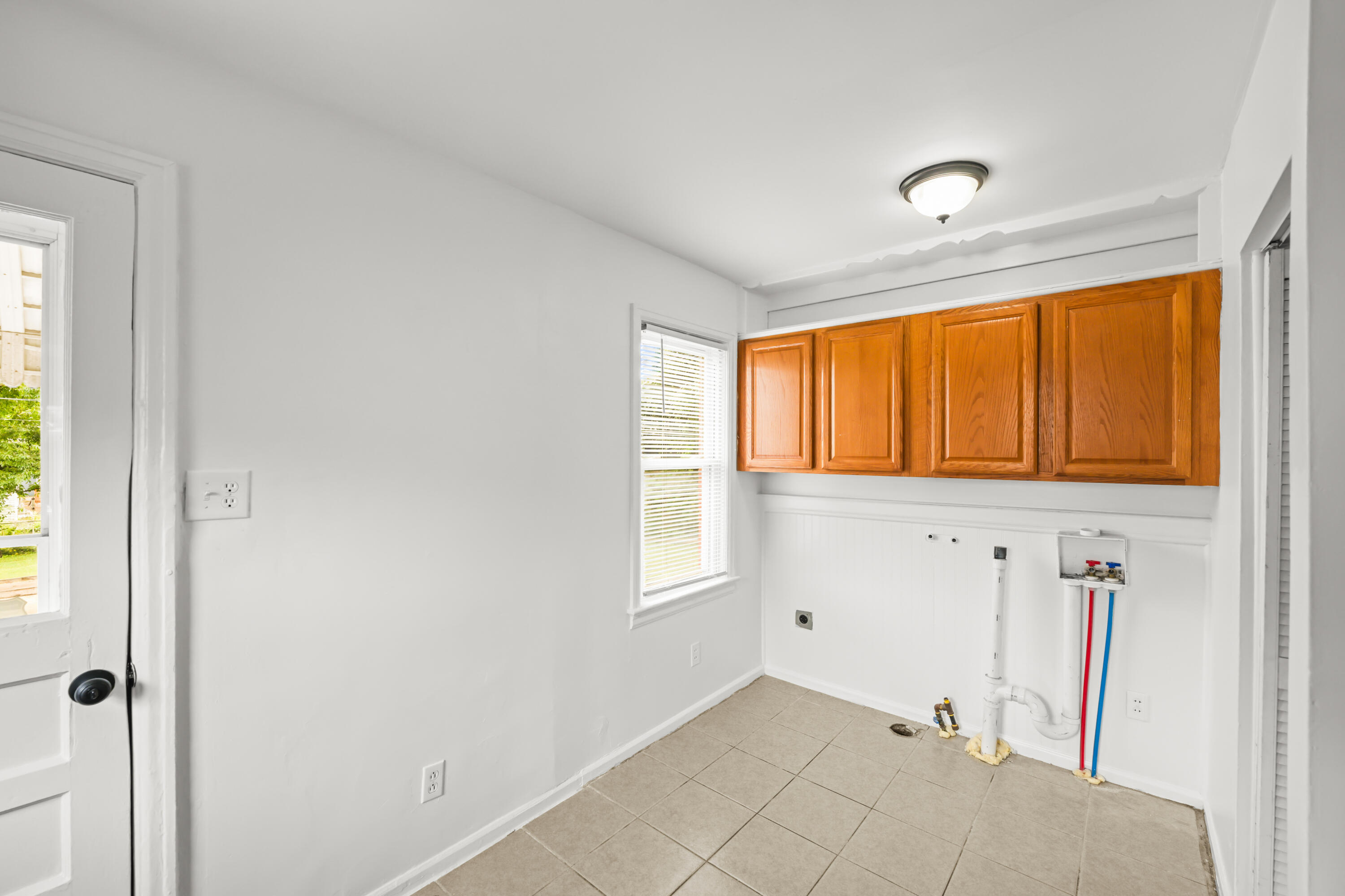 284 Taylor Drive Property Photo 9