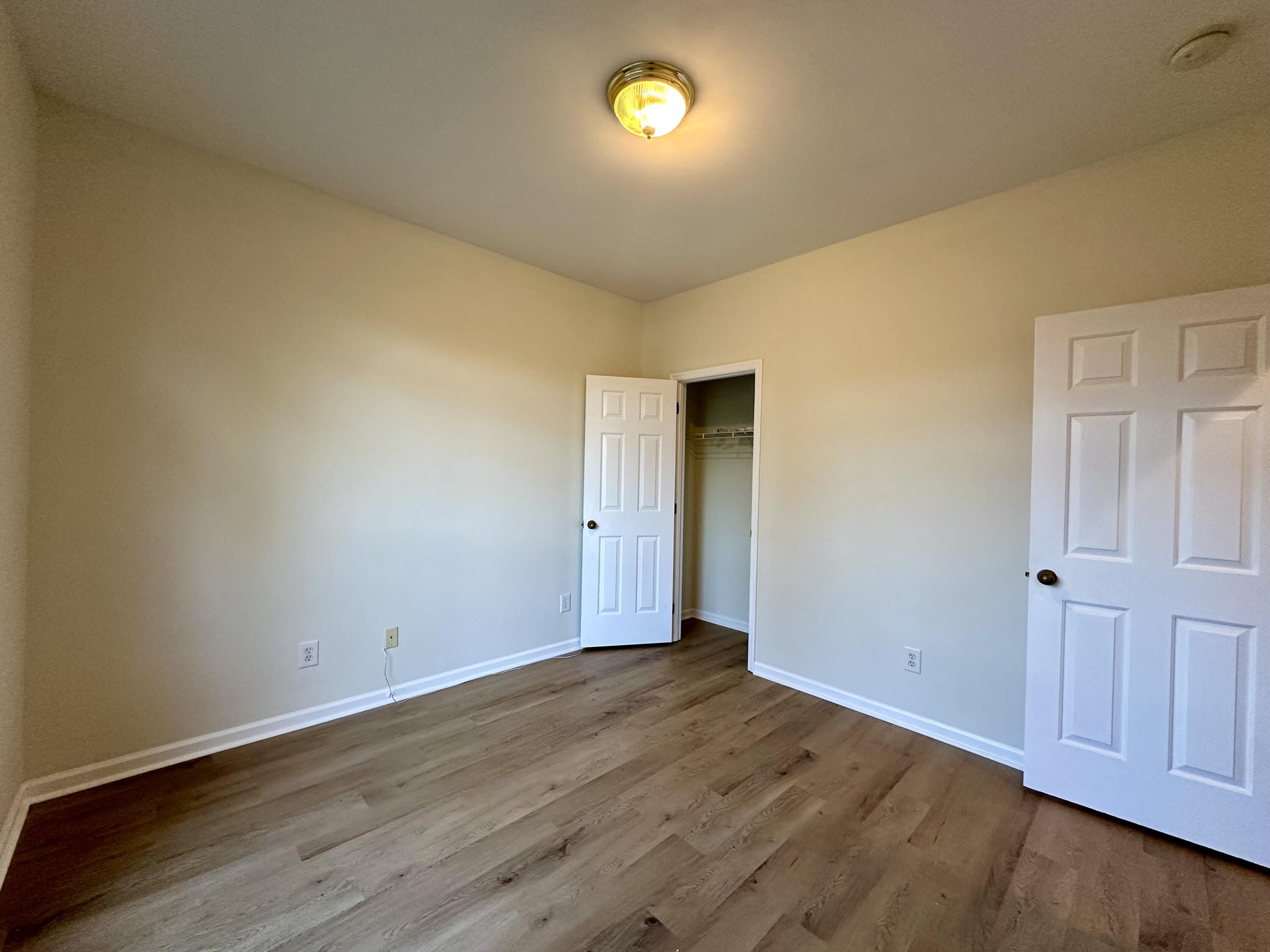 729 Whispering Brook Trace Property Photo 16