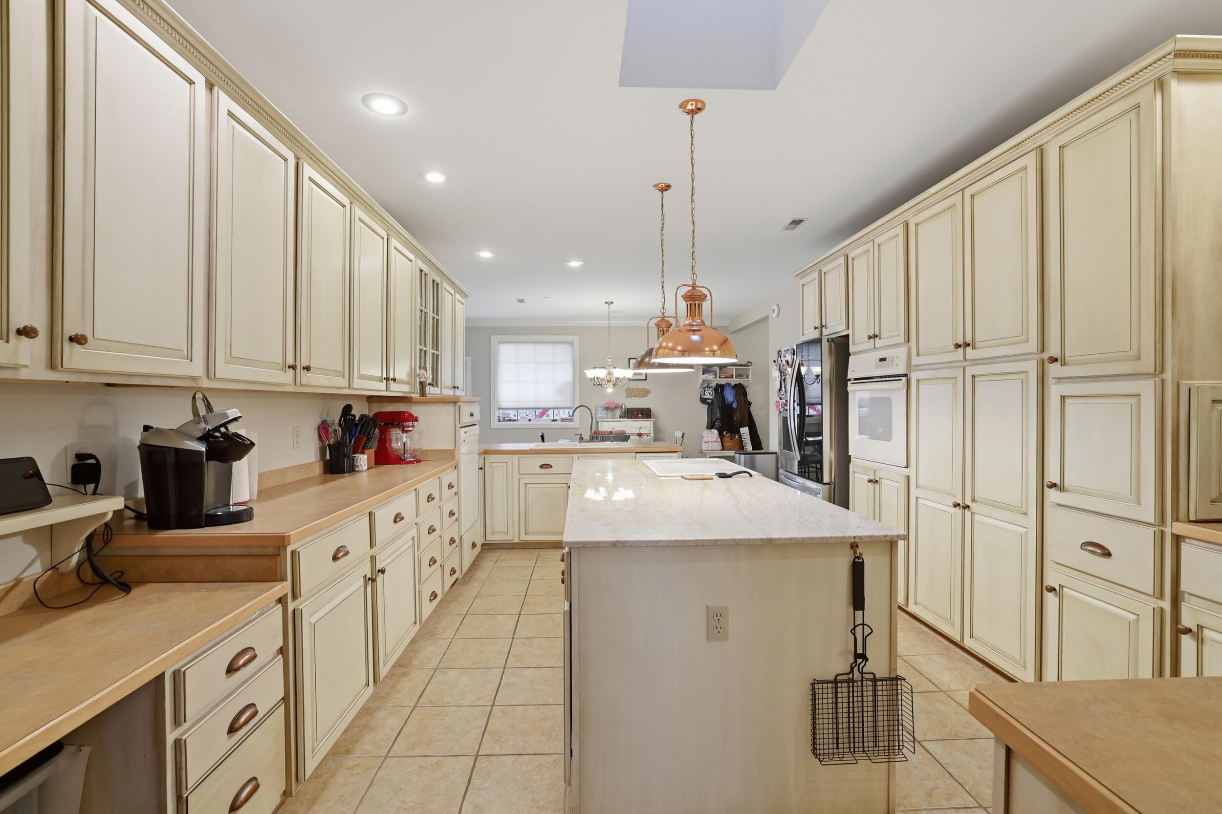 120 Old Pond Way Property Photo 13