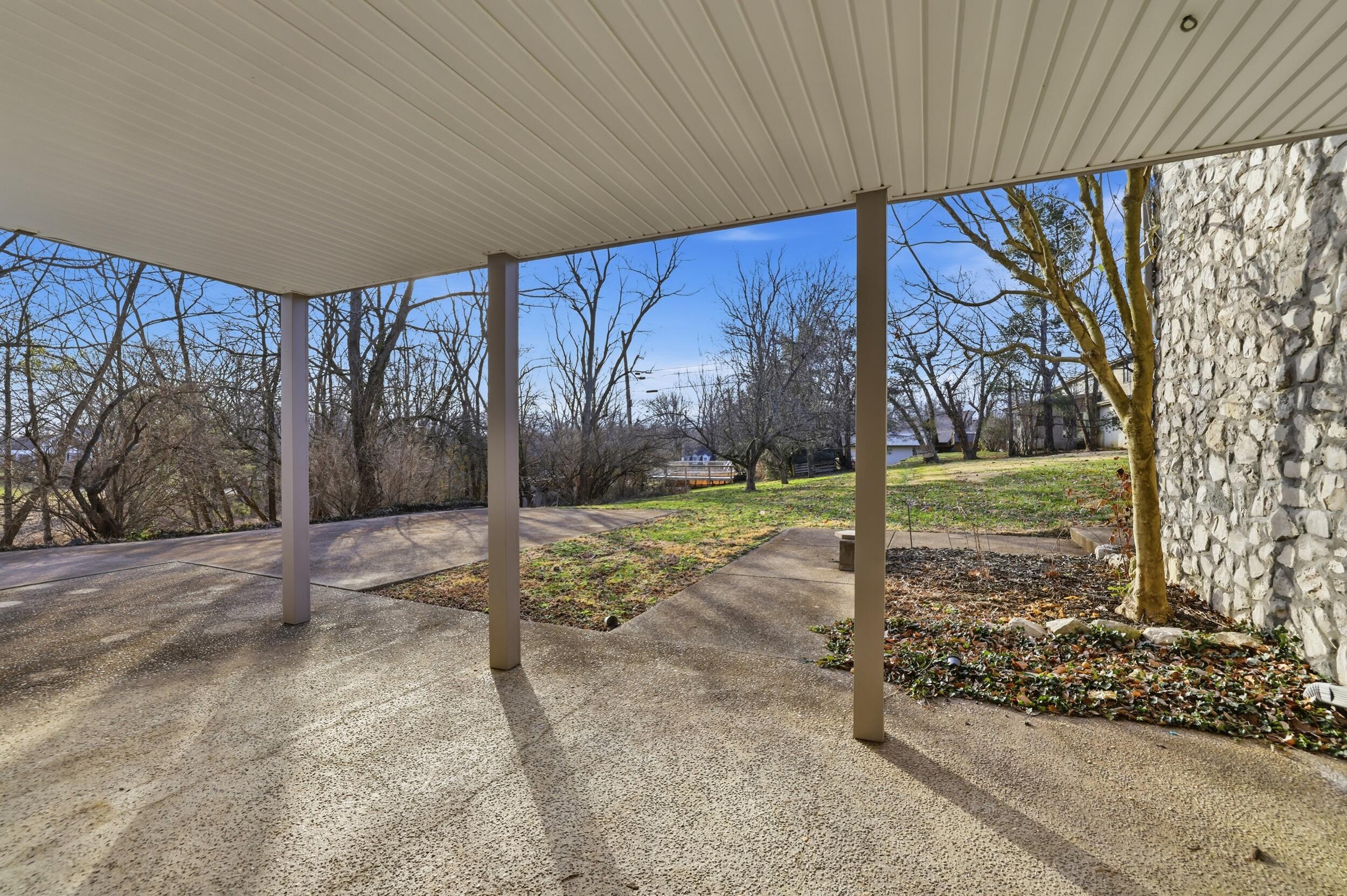 120 Old Pond Way Property Photo 35