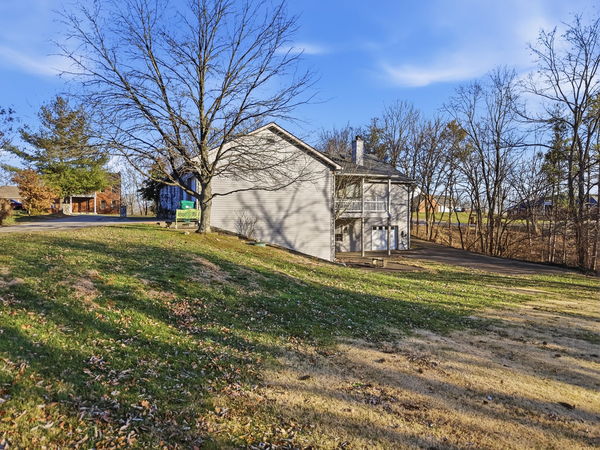 120 Old Pond Way Property Photo 41