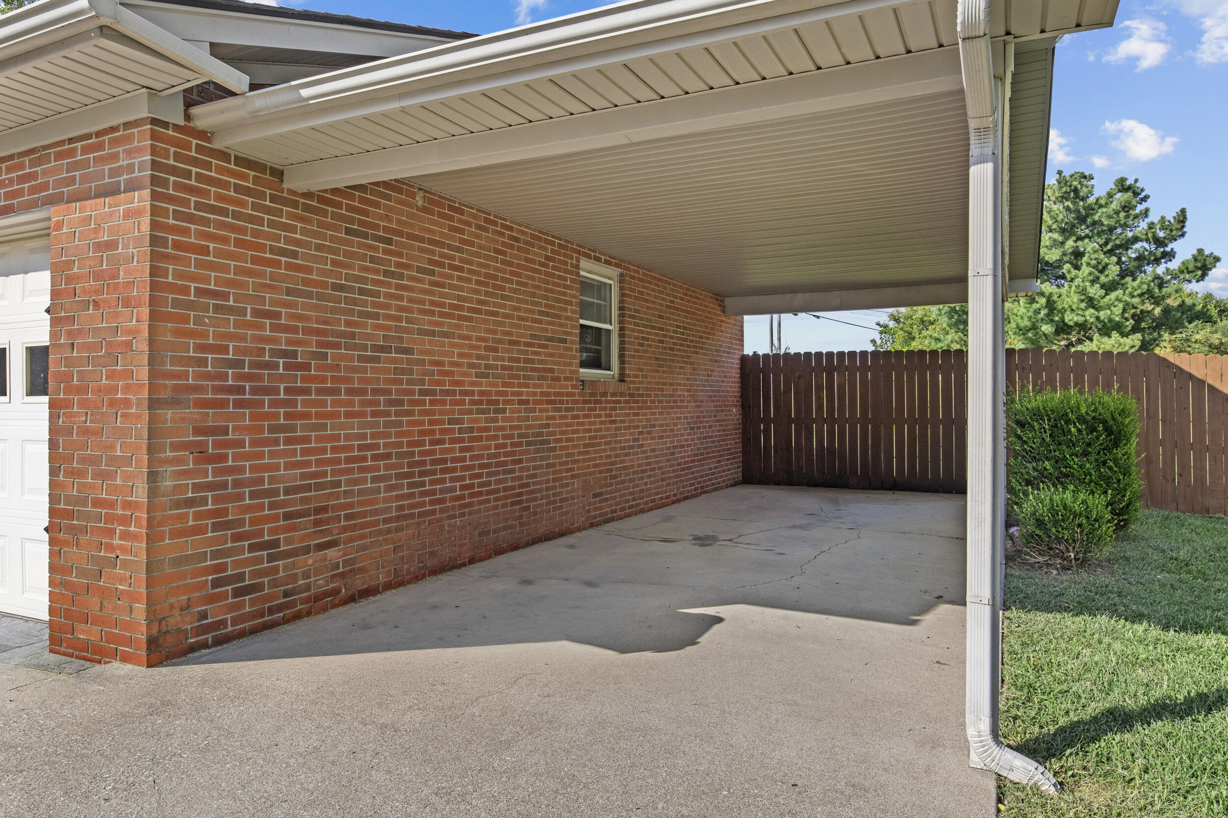 123 Mountain View Drive Property Photo 5